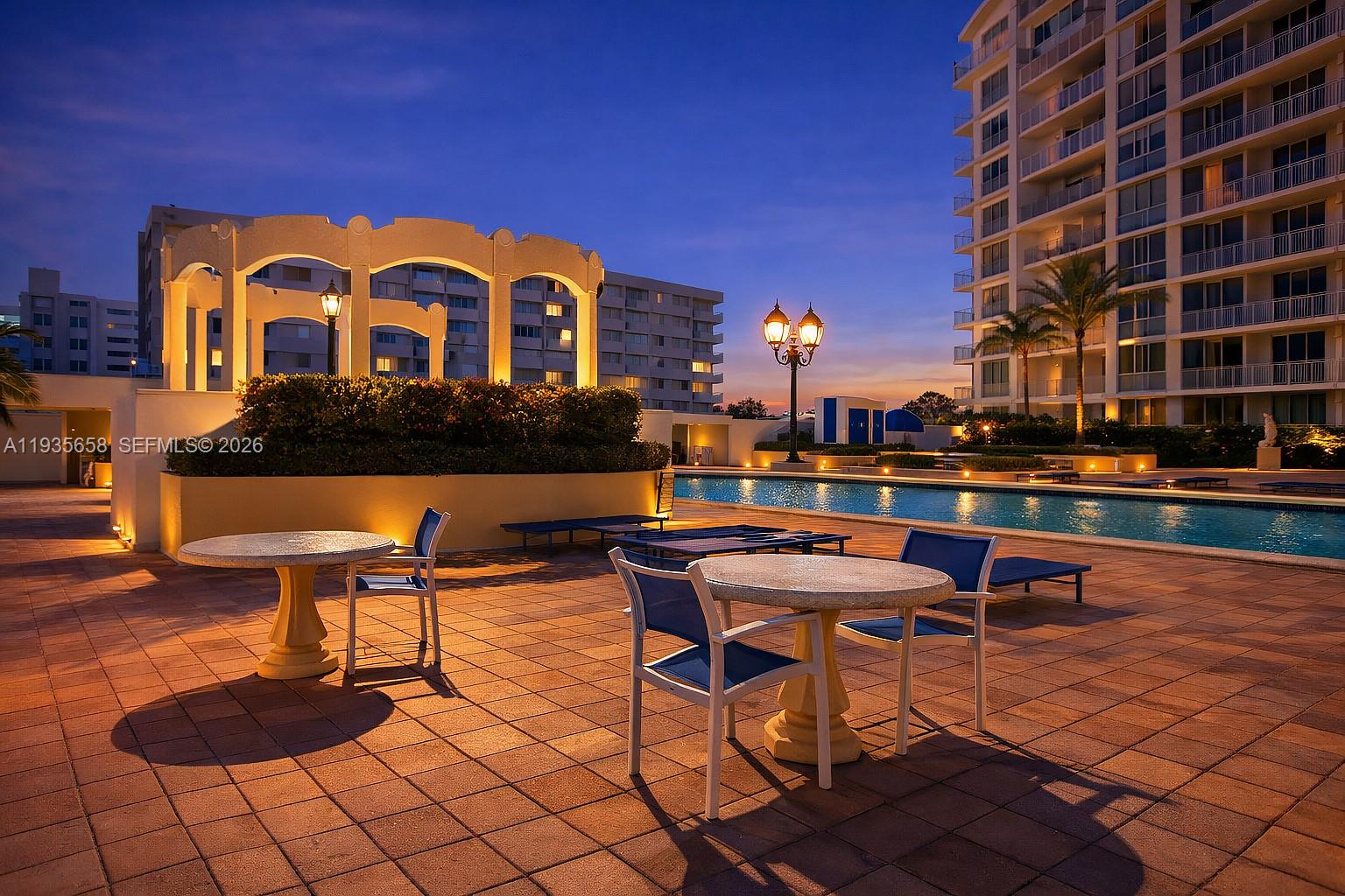 THE GRANDVIEW PALACE COND - Residential