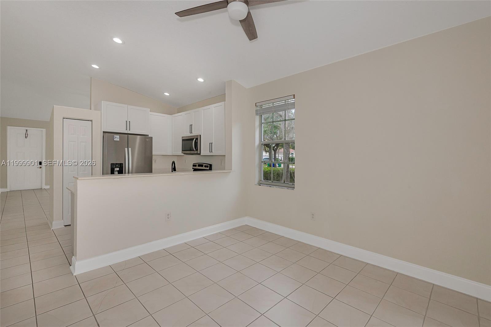 PARCEL D AT SUNSET LAKES - Residential Lease