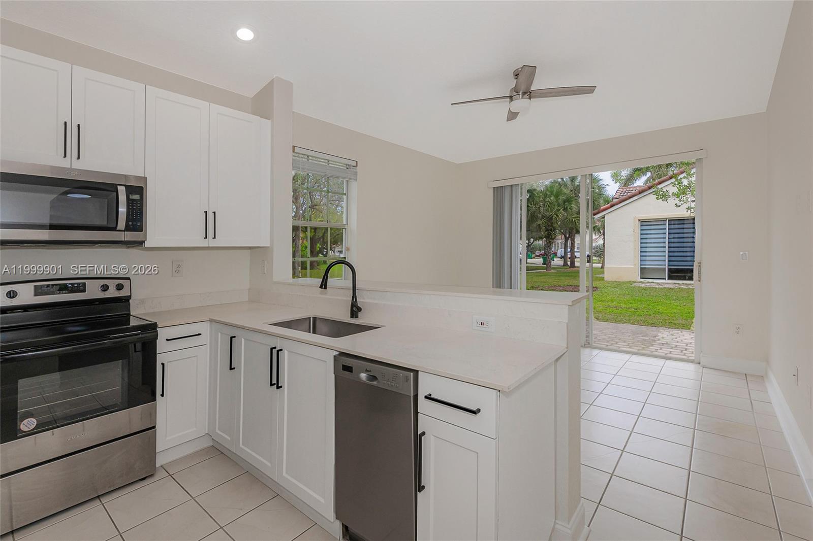 PARCEL D AT SUNSET LAKES - Residential Lease