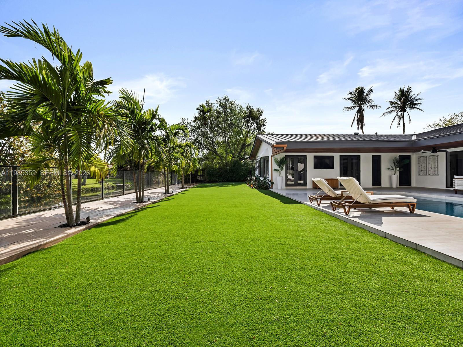 ROYAL PALM HARBOR 1ST ADD - Residential