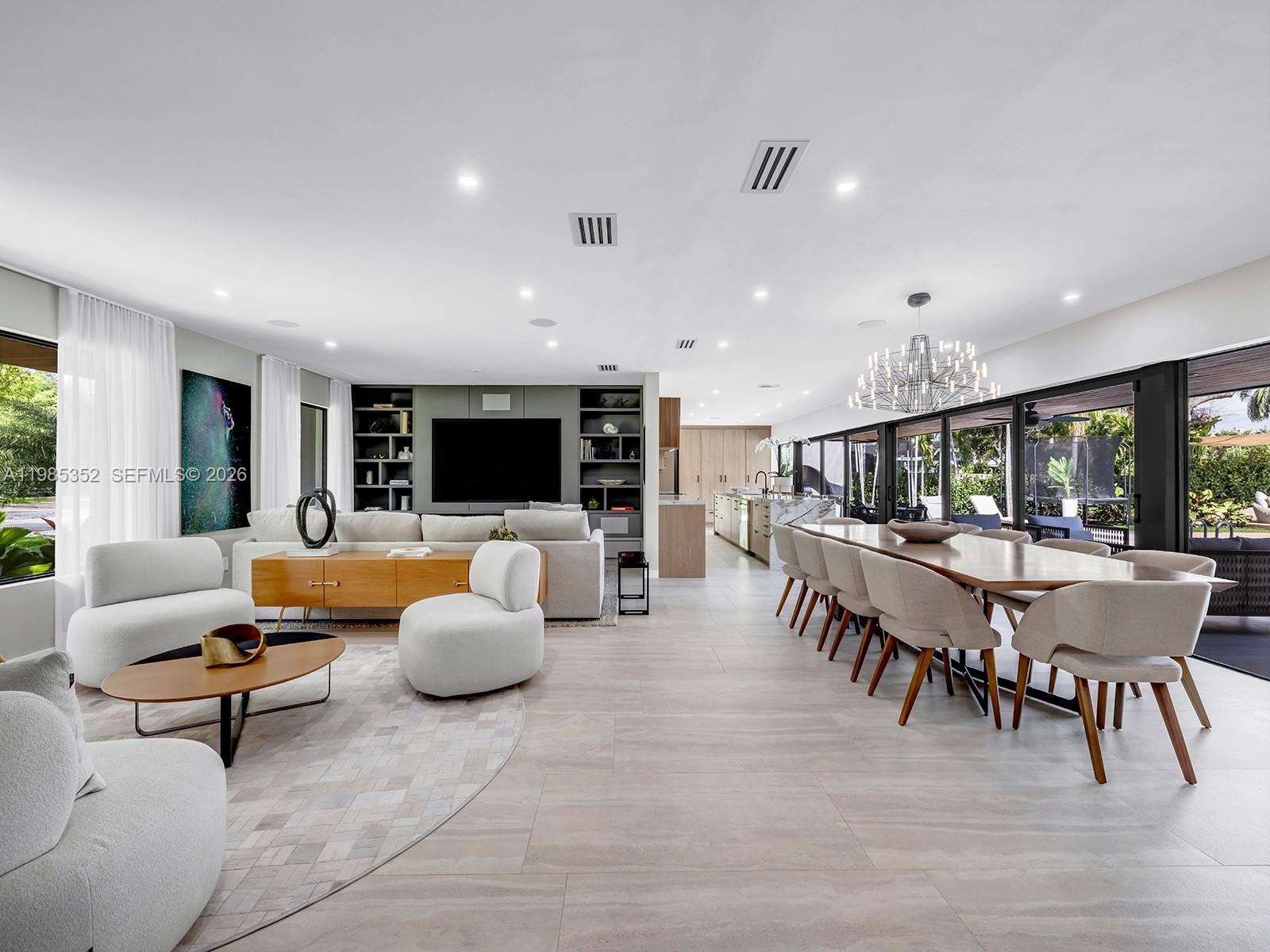 ROYAL PALM HARBOR 1ST ADD - Residential