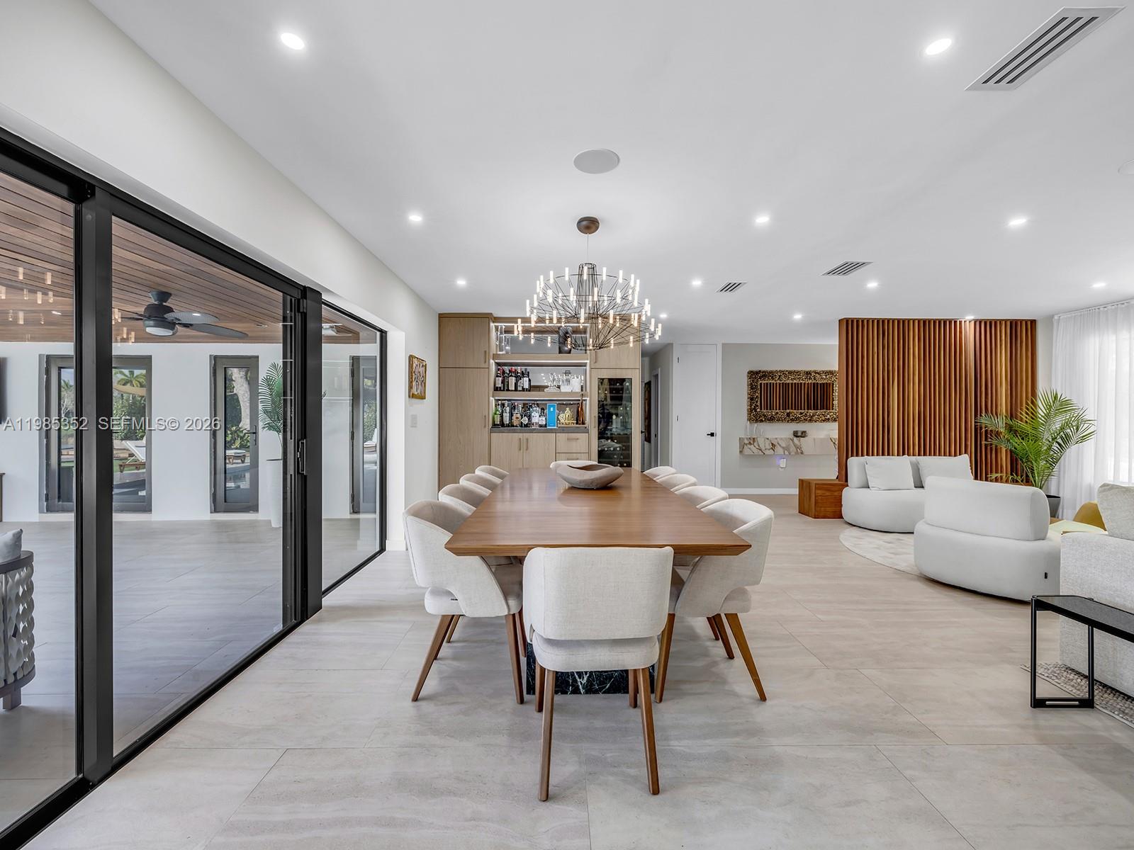 ROYAL PALM HARBOR 1ST ADD - Residential