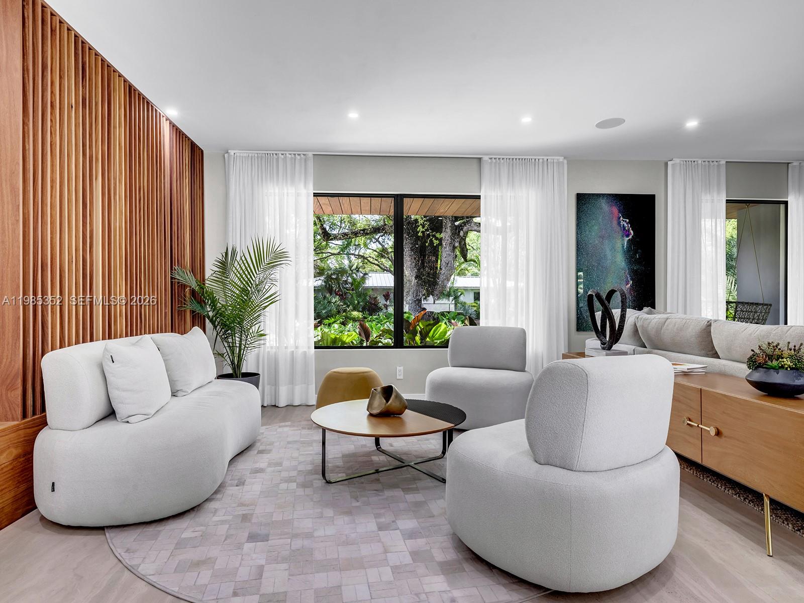 ROYAL PALM HARBOR 1ST ADD - Residential