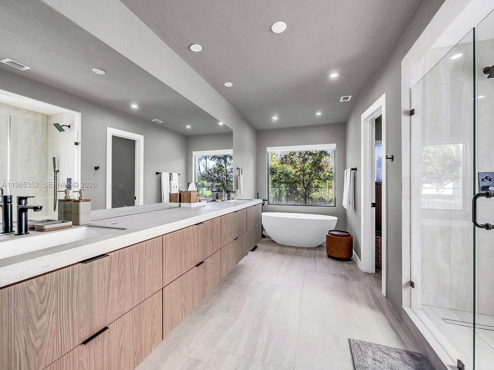 ROYAL PALM HARBOR 1ST ADD - Residential