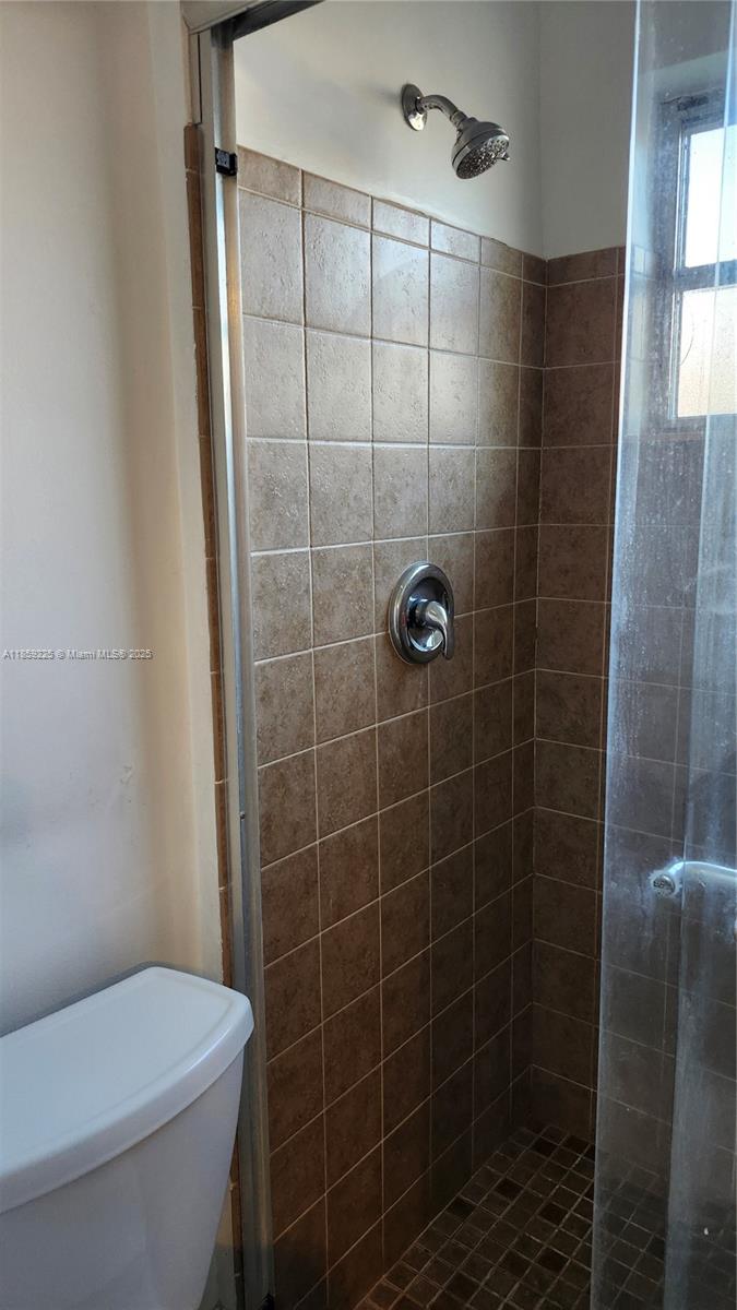 UNIVERSITY PARK COUNTRY C - Residential Lease