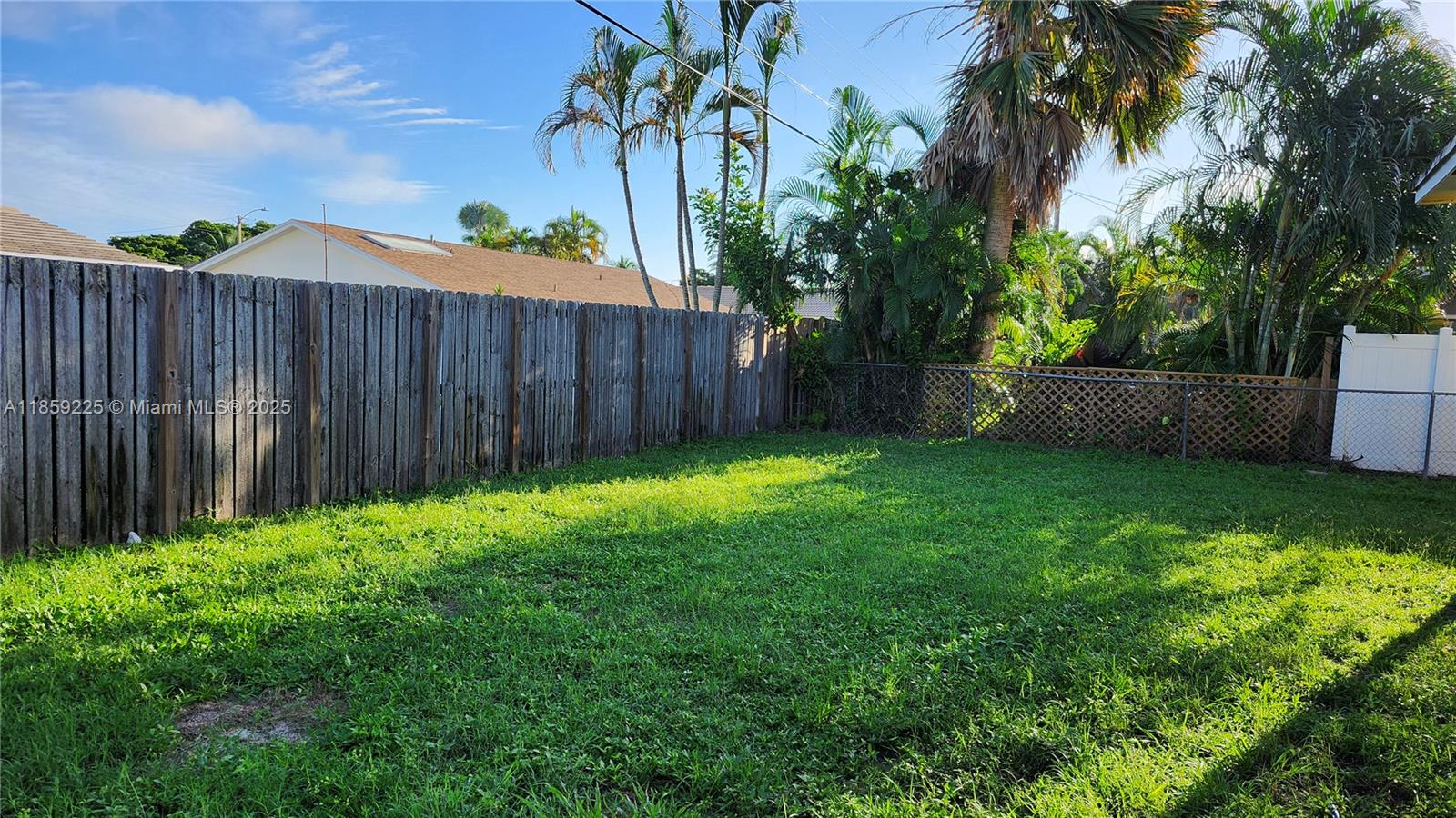 UNIVERSITY PARK COUNTRY C - Residential Lease