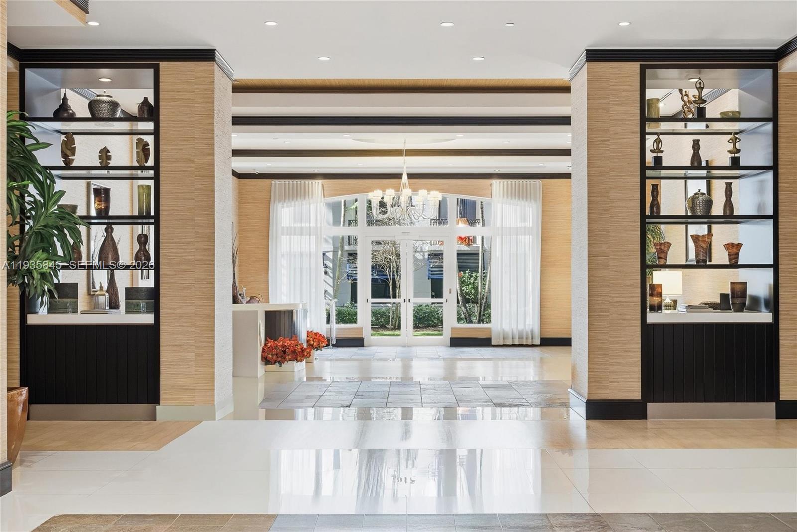 VERANDA CONDO - Residential