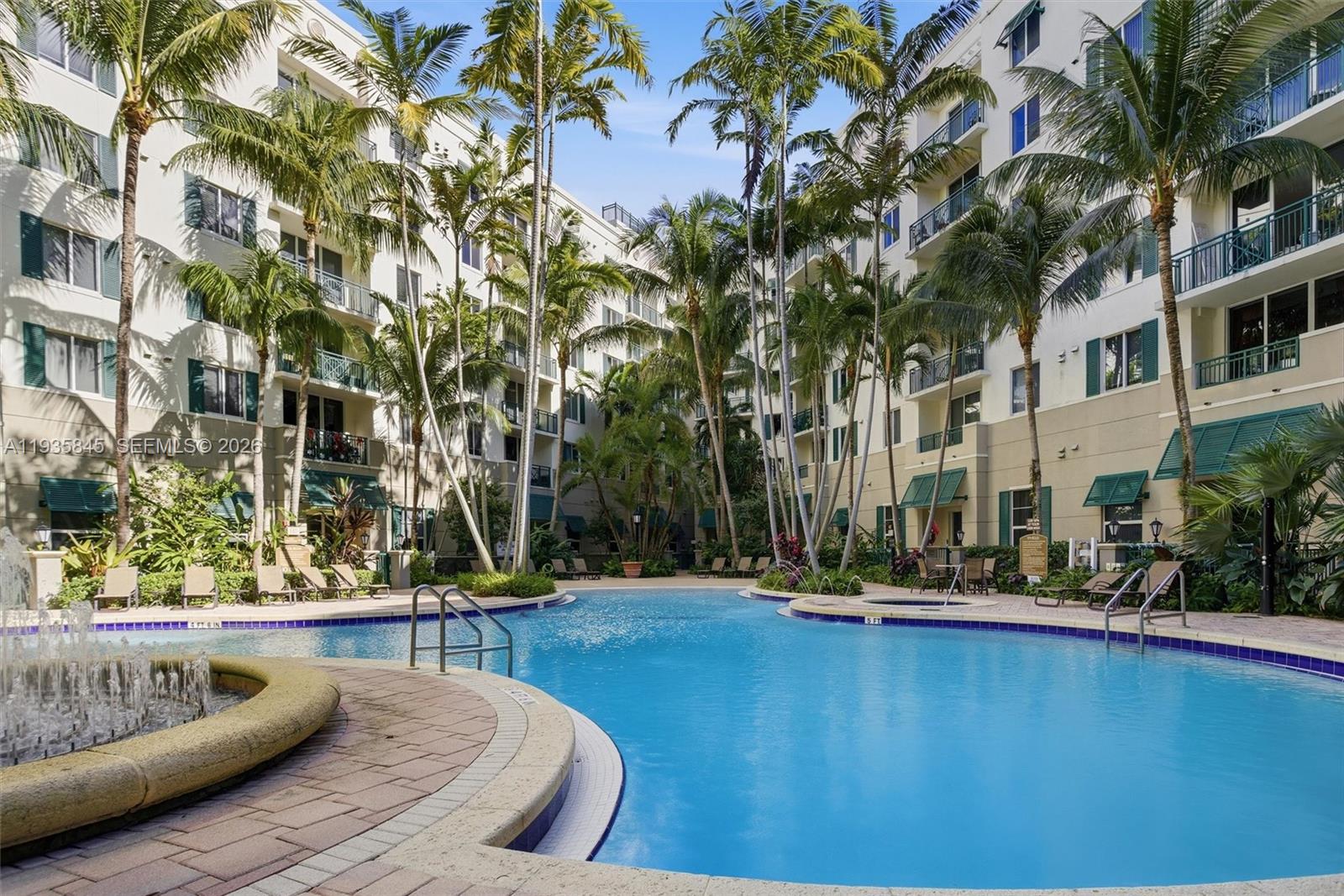 VERANDA CONDO - Residential