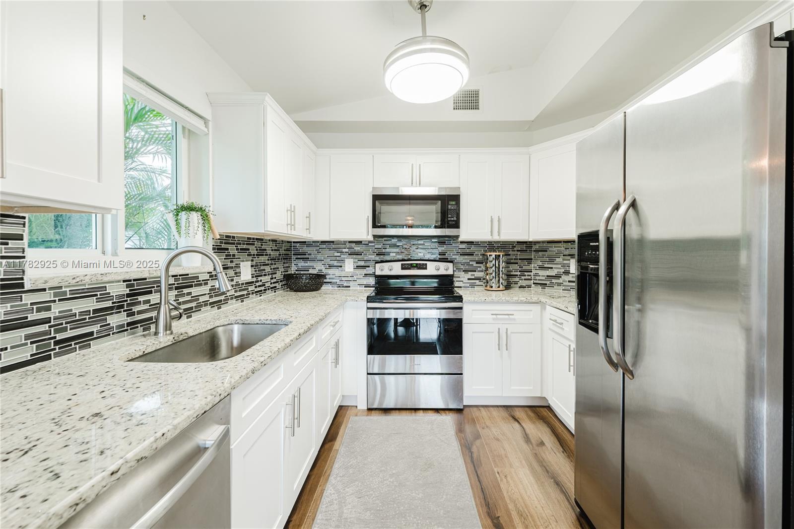 BOCA PARK CONDO - Residential