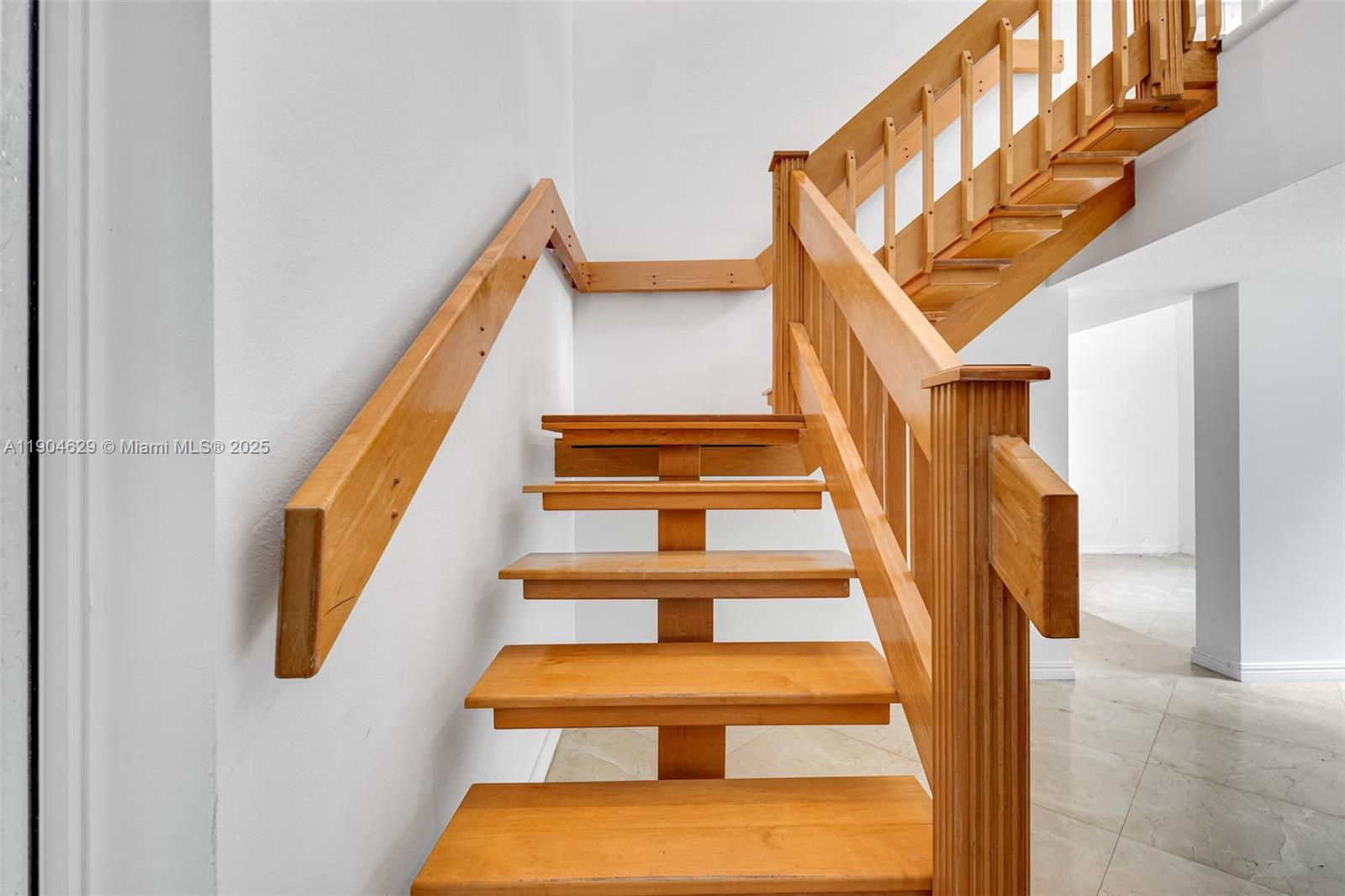 C GAB COUNTRY CLUB SEC 5 - Residential