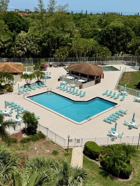 18TH HOLE AT INVERRARY CO - Residential