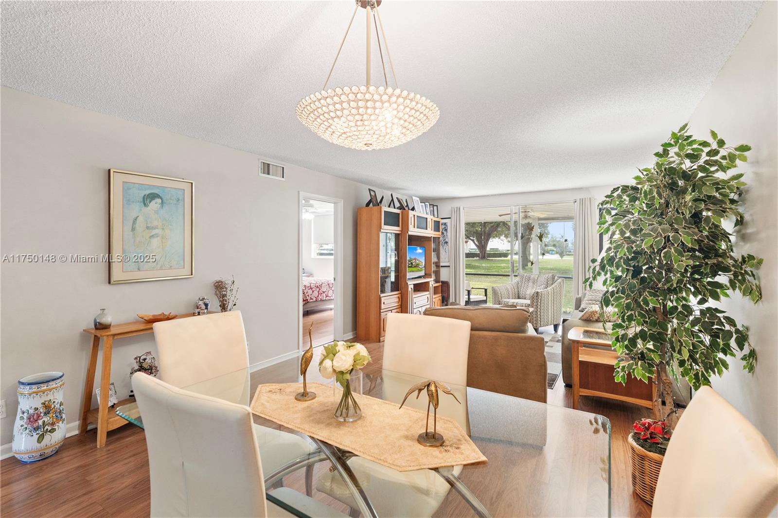 HOLLYBROOK GOLF AND - Residential