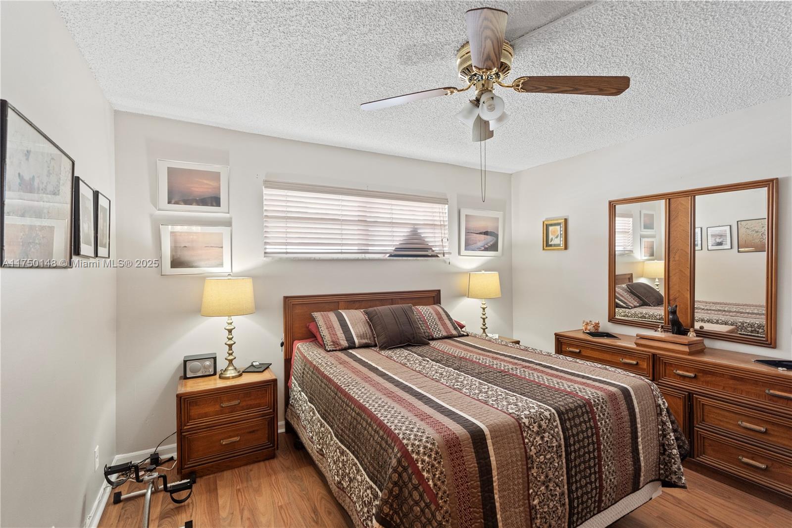 HOLLYBROOK GOLF AND - Residential