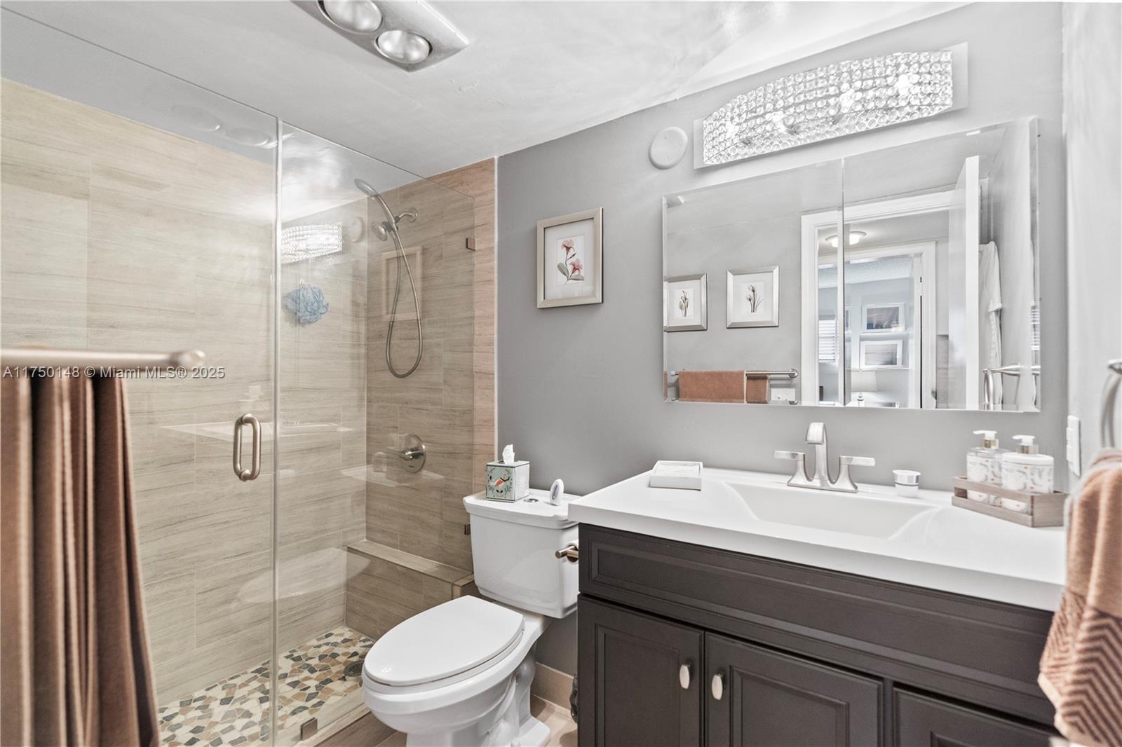 HOLLYBROOK GOLF AND - Residential