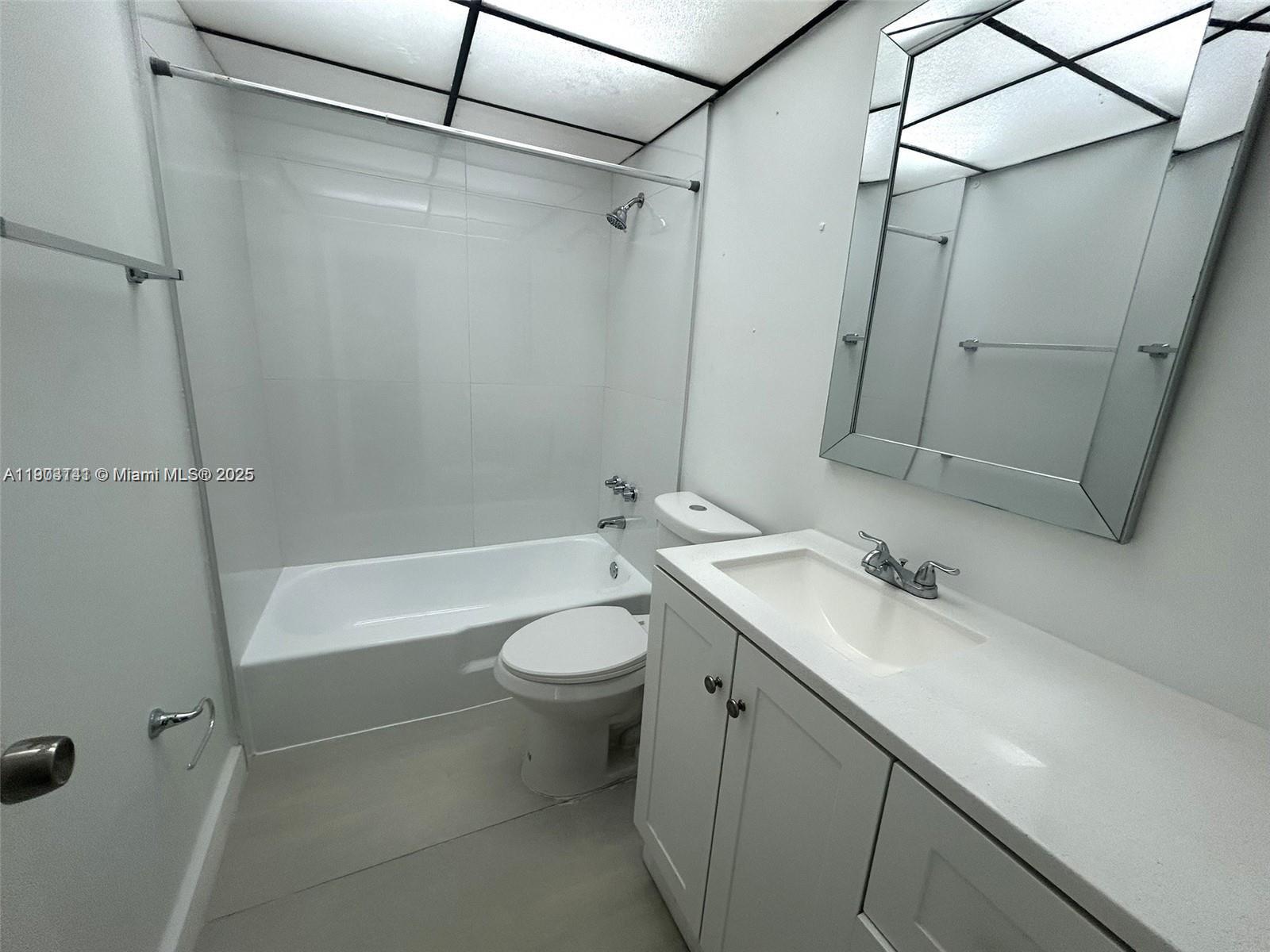 WINDWARD CONDO - Residential Lease