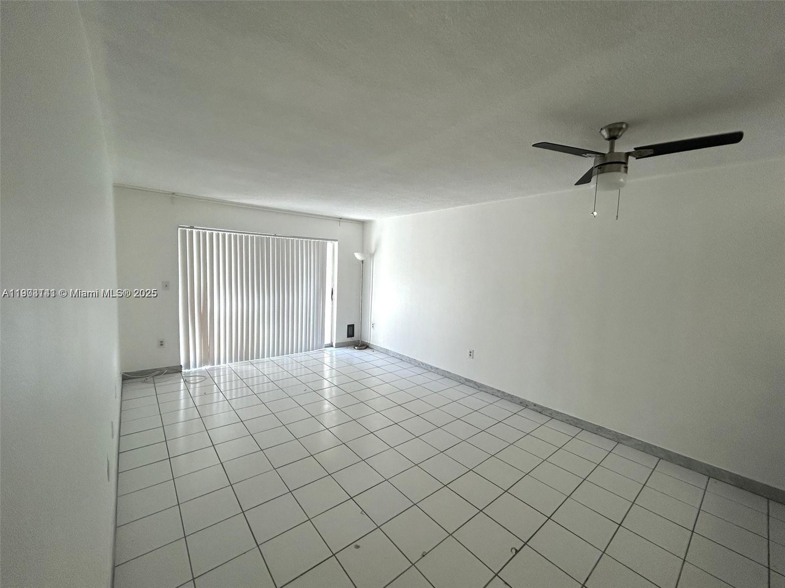 WINDWARD CONDO - Residential Lease