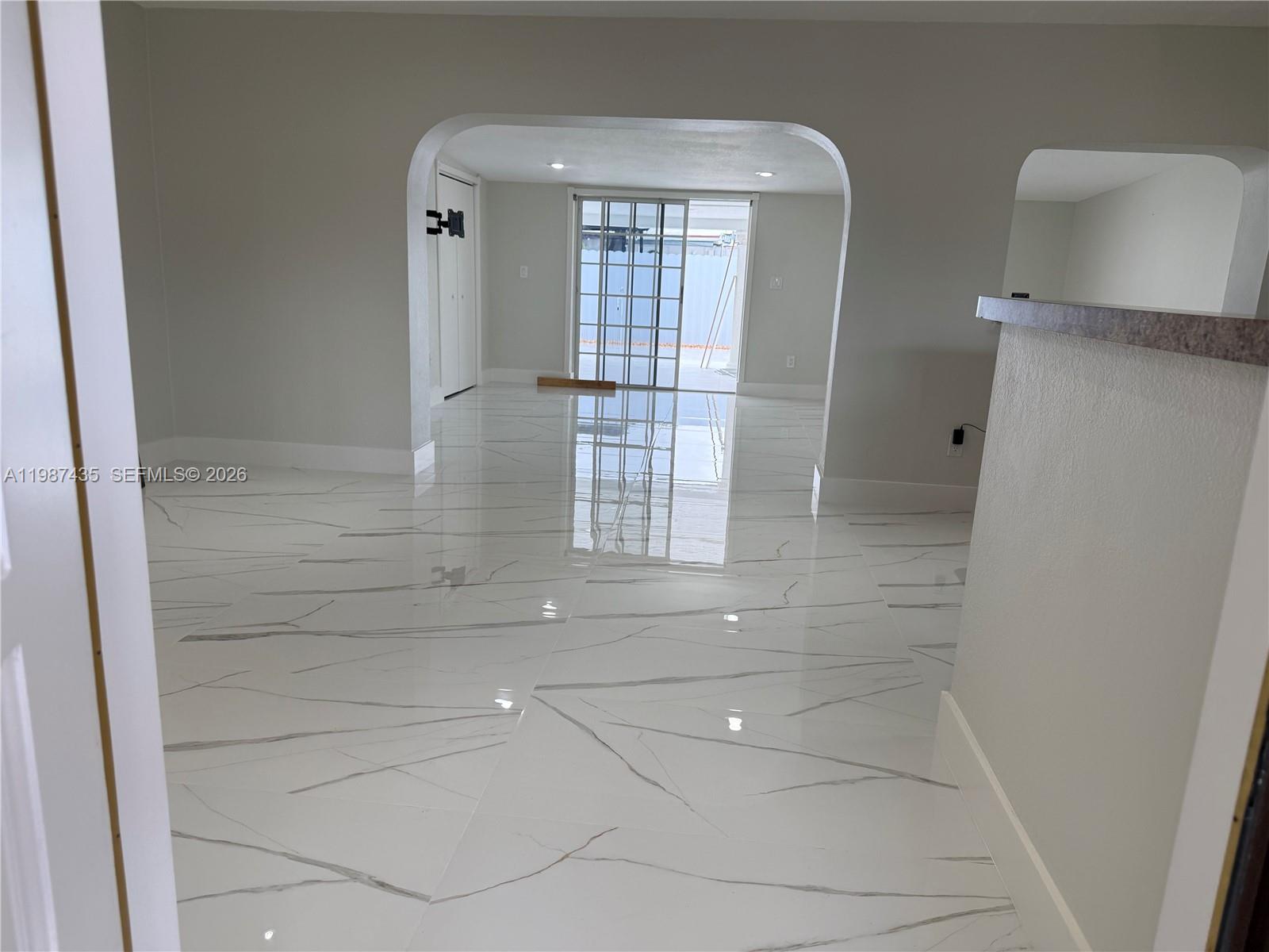 4TH ADDN TO PALM SPRINGS - Residential Lease