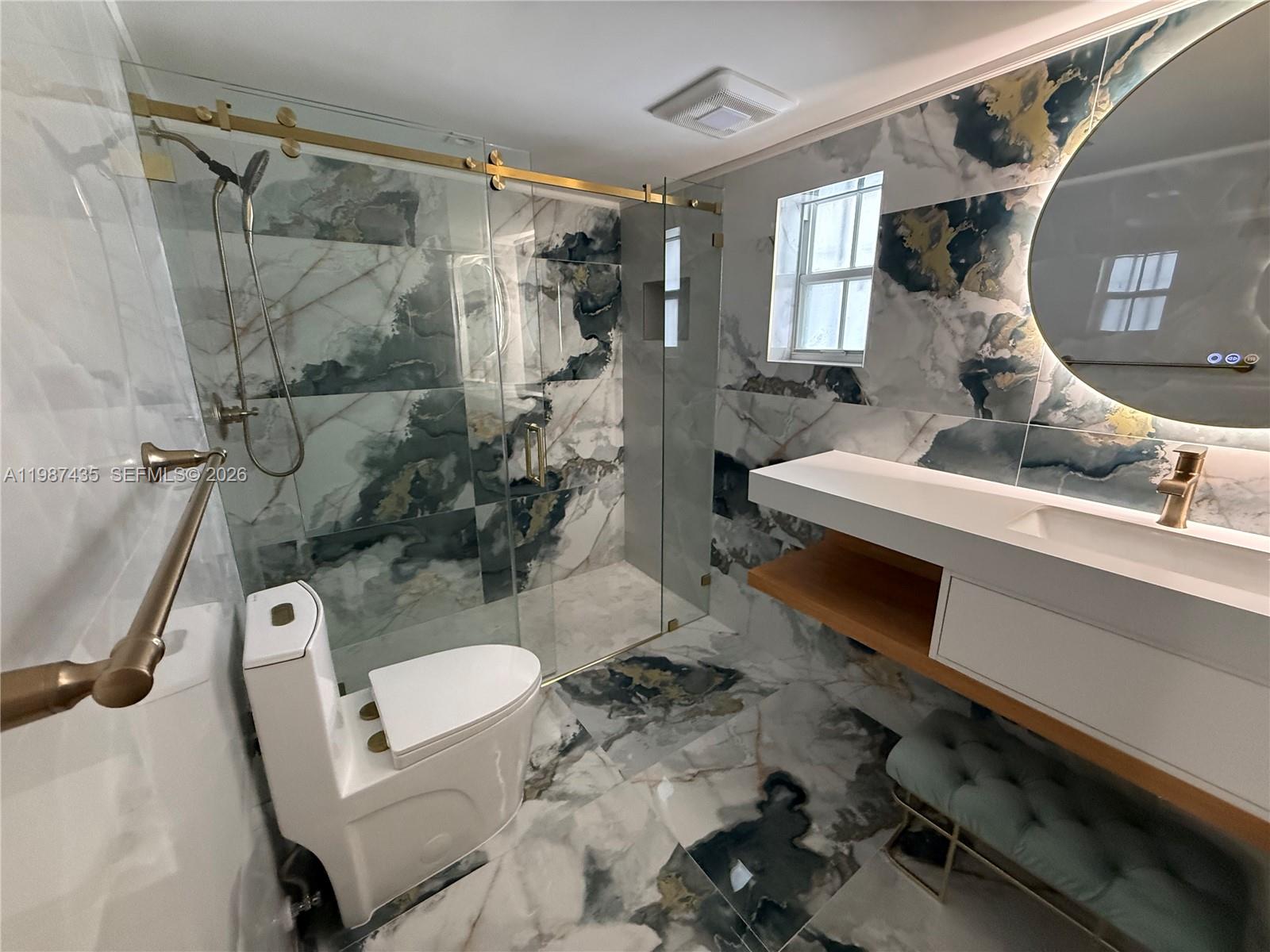 4TH ADDN TO PALM SPRINGS - Residential Lease