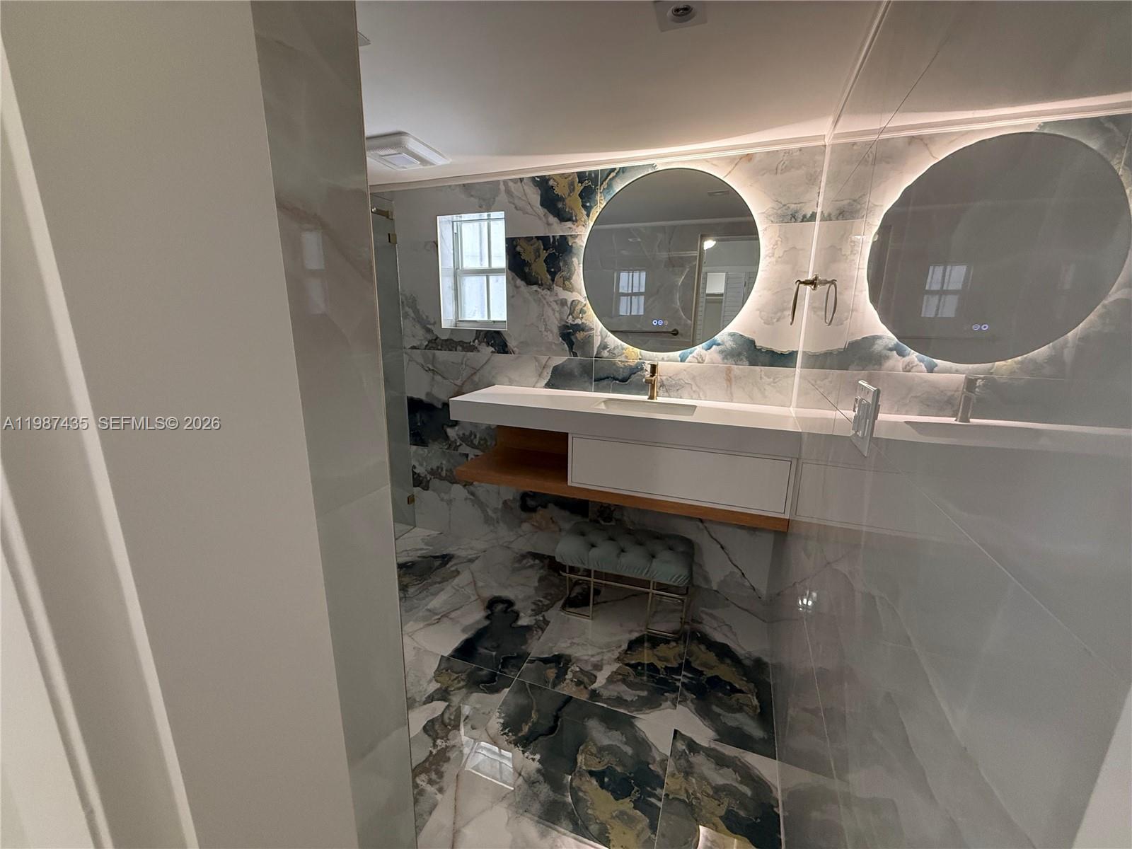 4TH ADDN TO PALM SPRINGS - Residential Lease