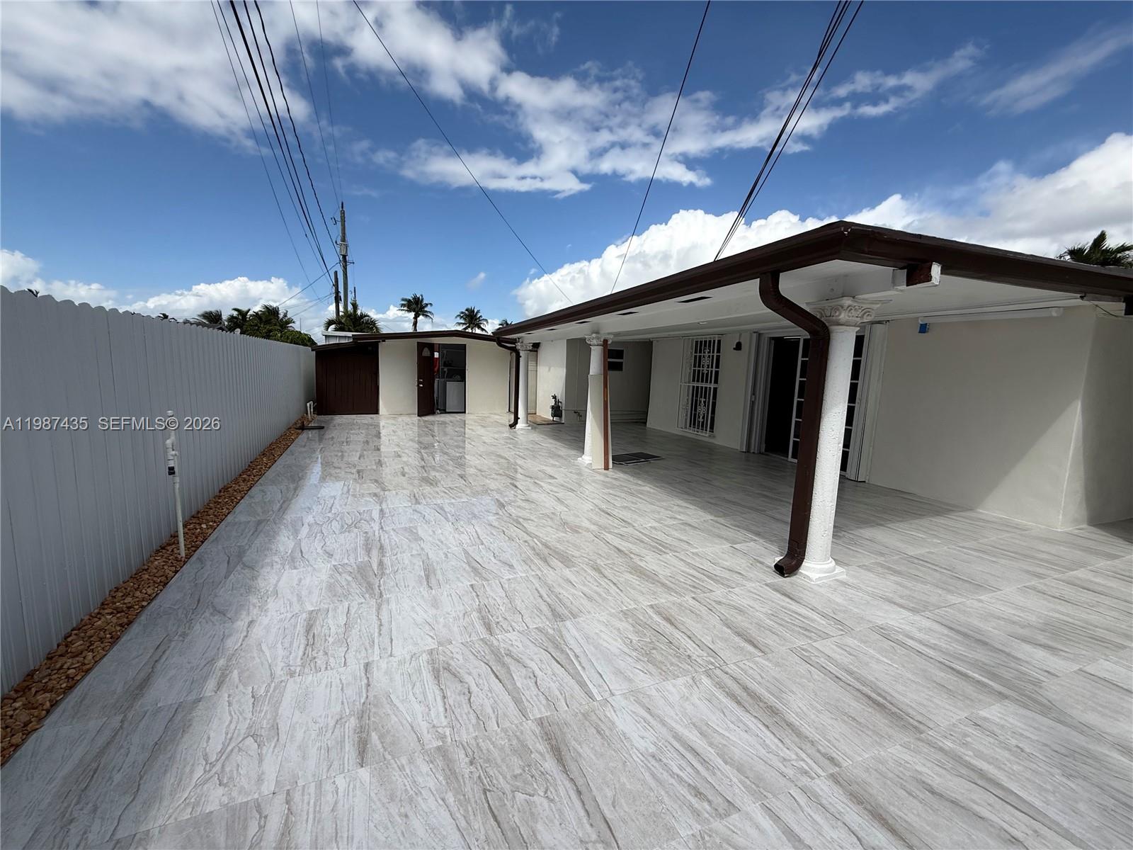 4TH ADDN TO PALM SPRINGS - Residential Lease