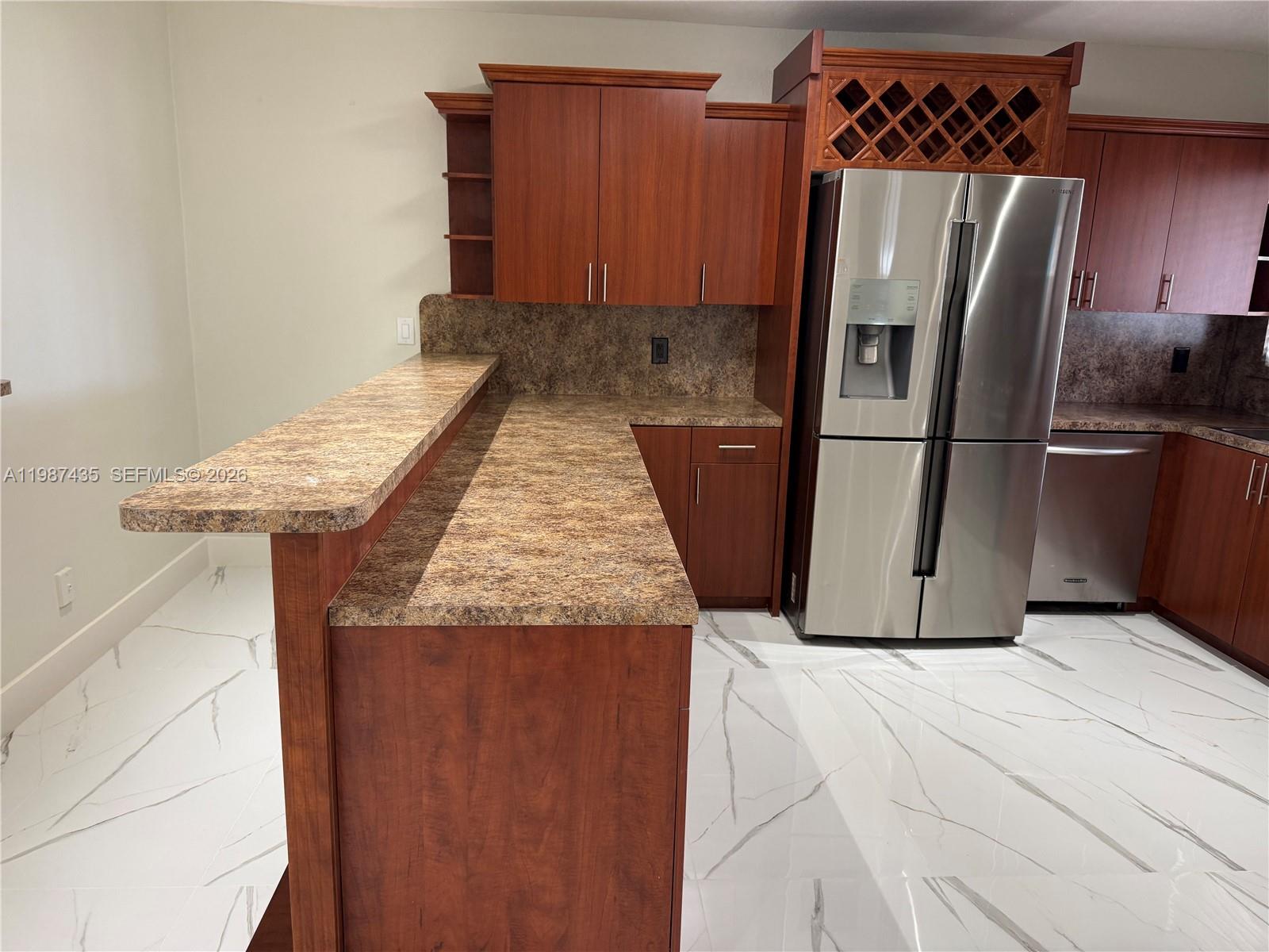 4TH ADDN TO PALM SPRINGS - Residential Lease