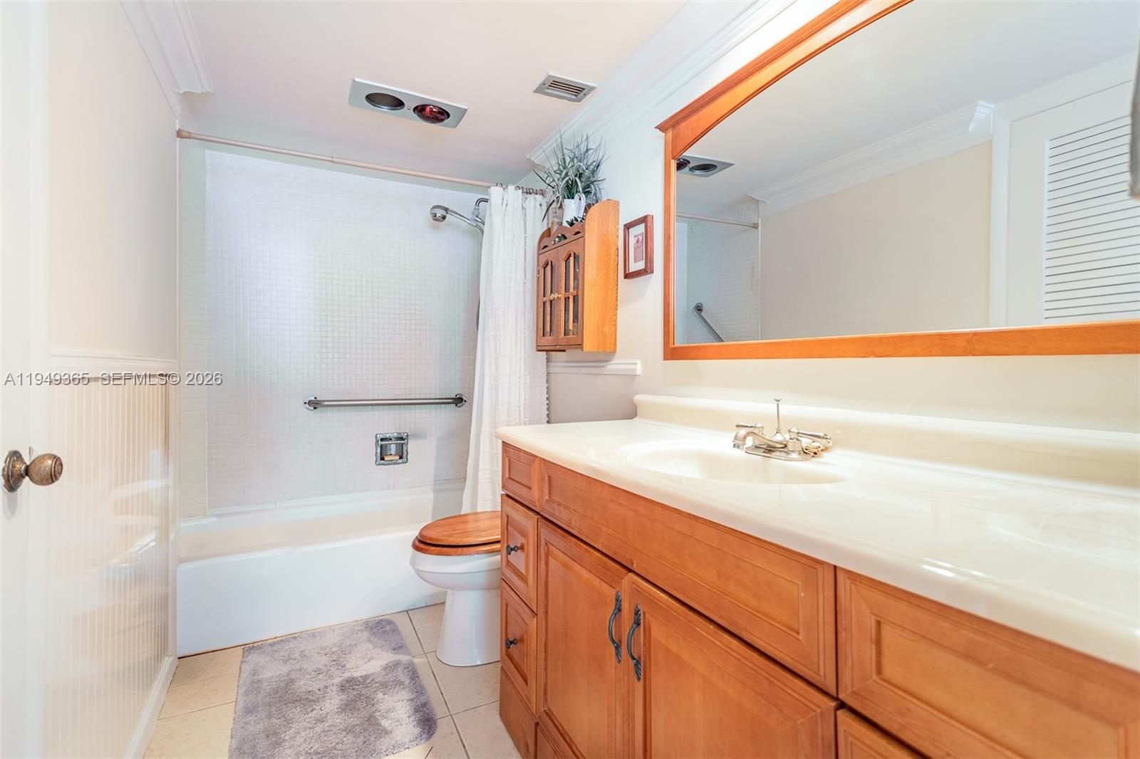 PARLIAMENT HOUSE CONDO - Residential