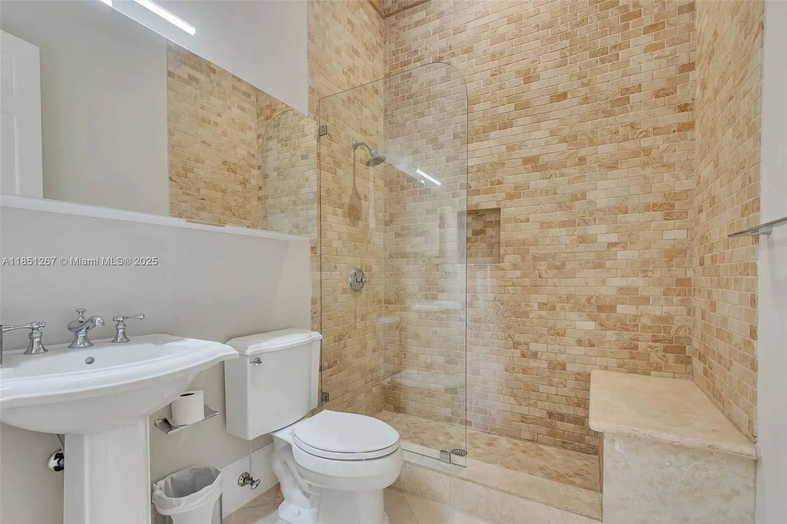 Miami, Florida 33133, United States, 6 Bedrooms Bedrooms, ,7 BathroomsBathrooms,Residential,Active,185157