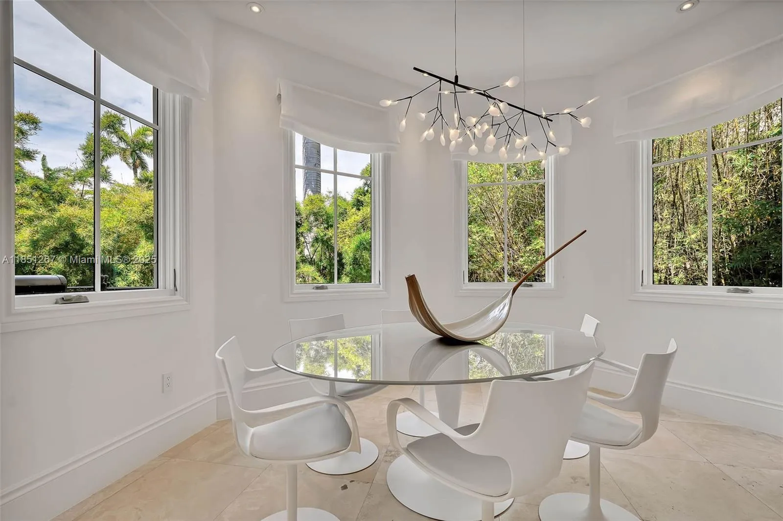 Miami, Florida 33133, United States, 6 Bedrooms Bedrooms, ,7 BathroomsBathrooms,Residential,Active,185157