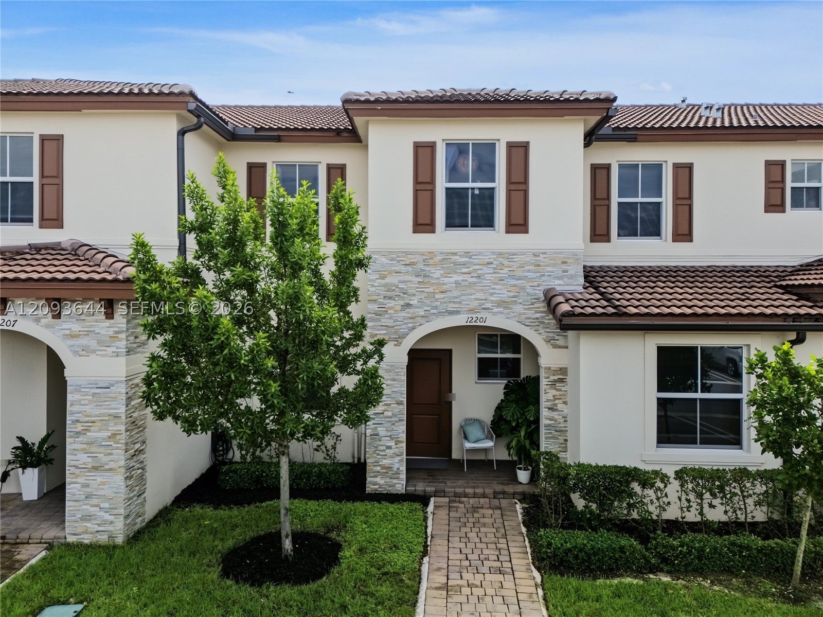 12201 NW 23rd Ct