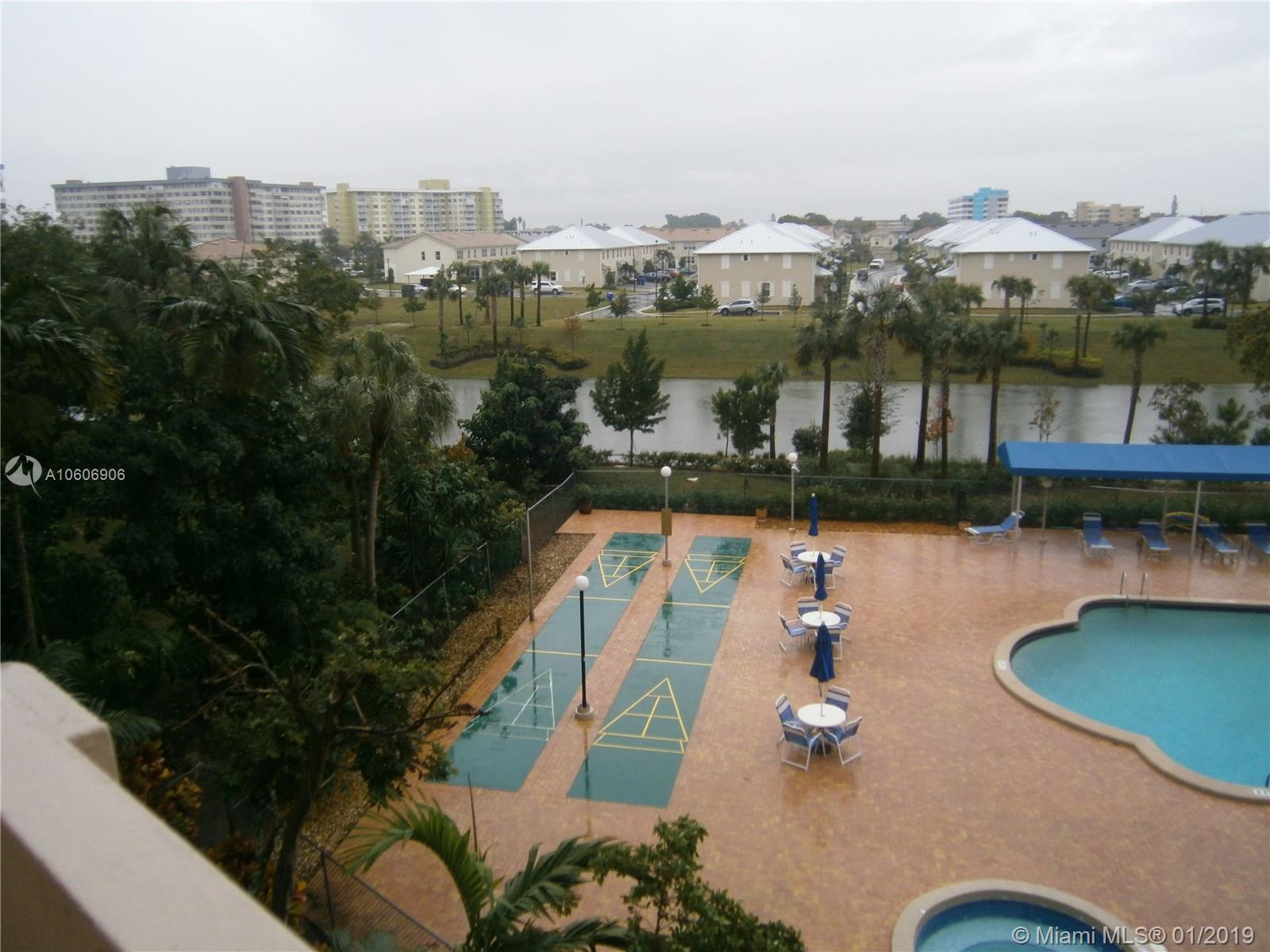 HILLCREST EAST #26 CONDO - Residential