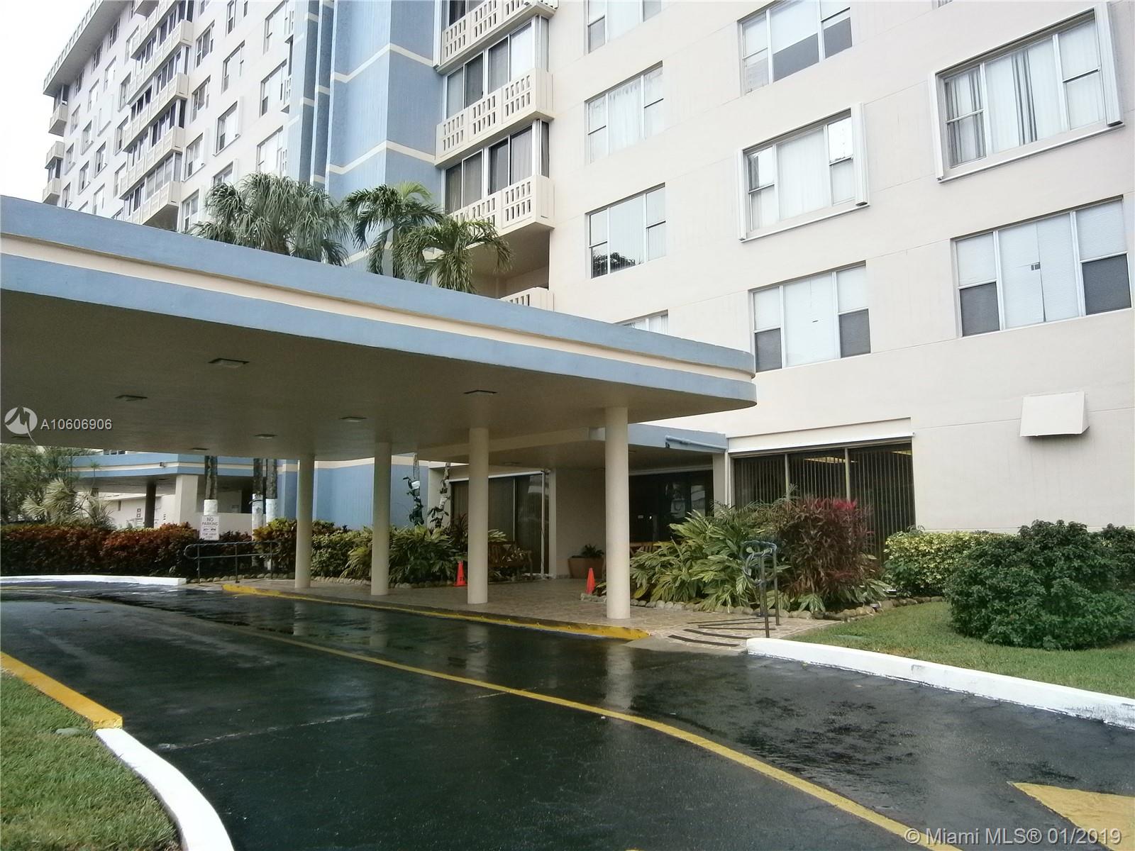 HILLCREST EAST #26 CONDO - Residential