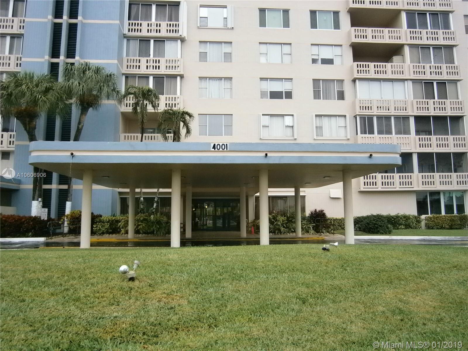 HILLCREST EAST #26 CONDO - Residential