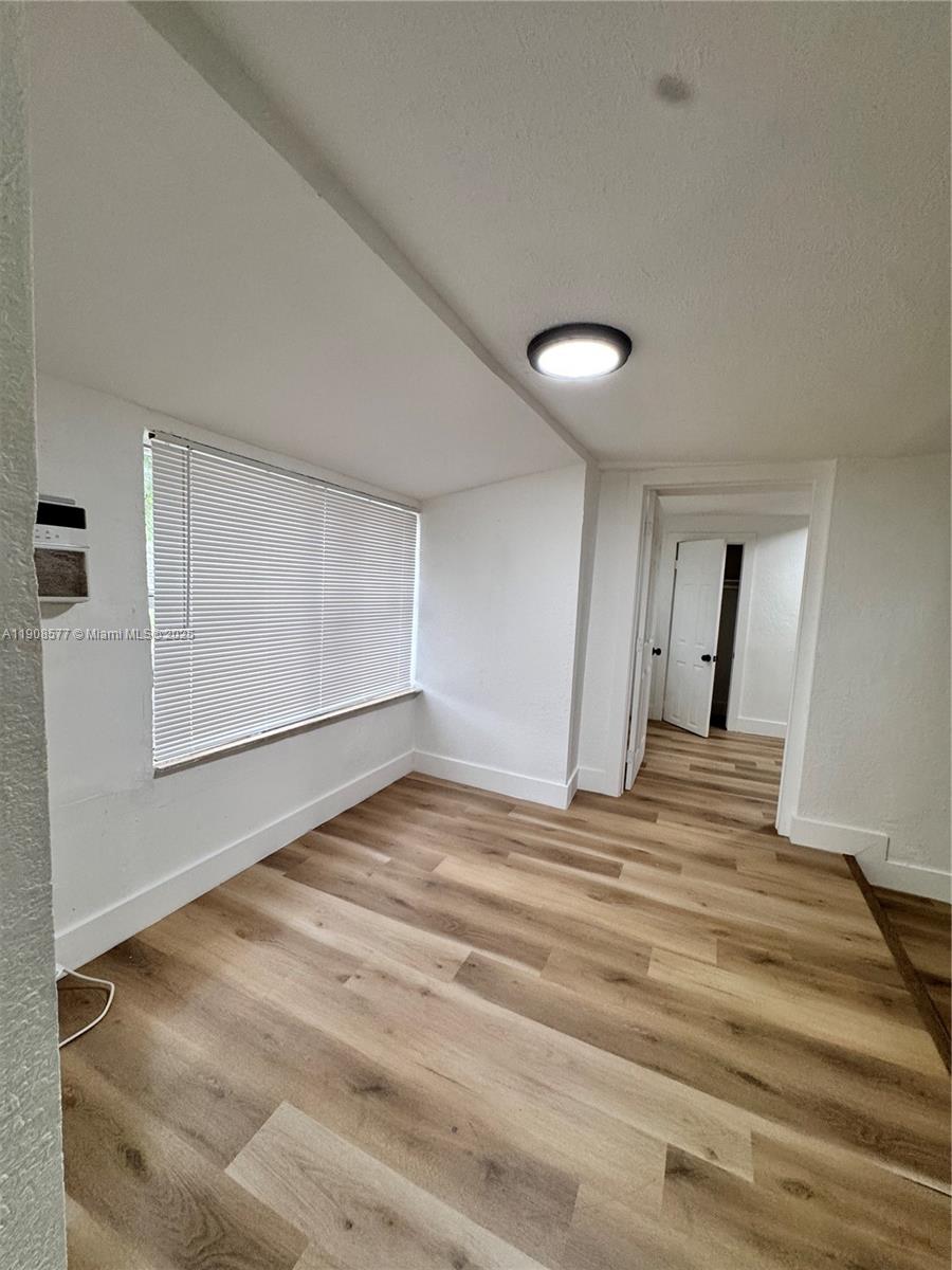 N MIAMI ESTATES - Residential Lease