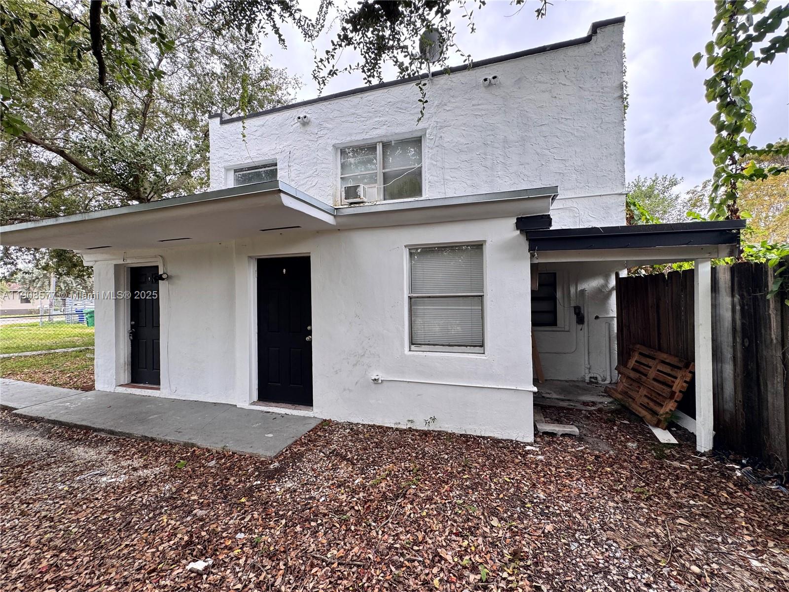 N MIAMI ESTATES - Residential Lease