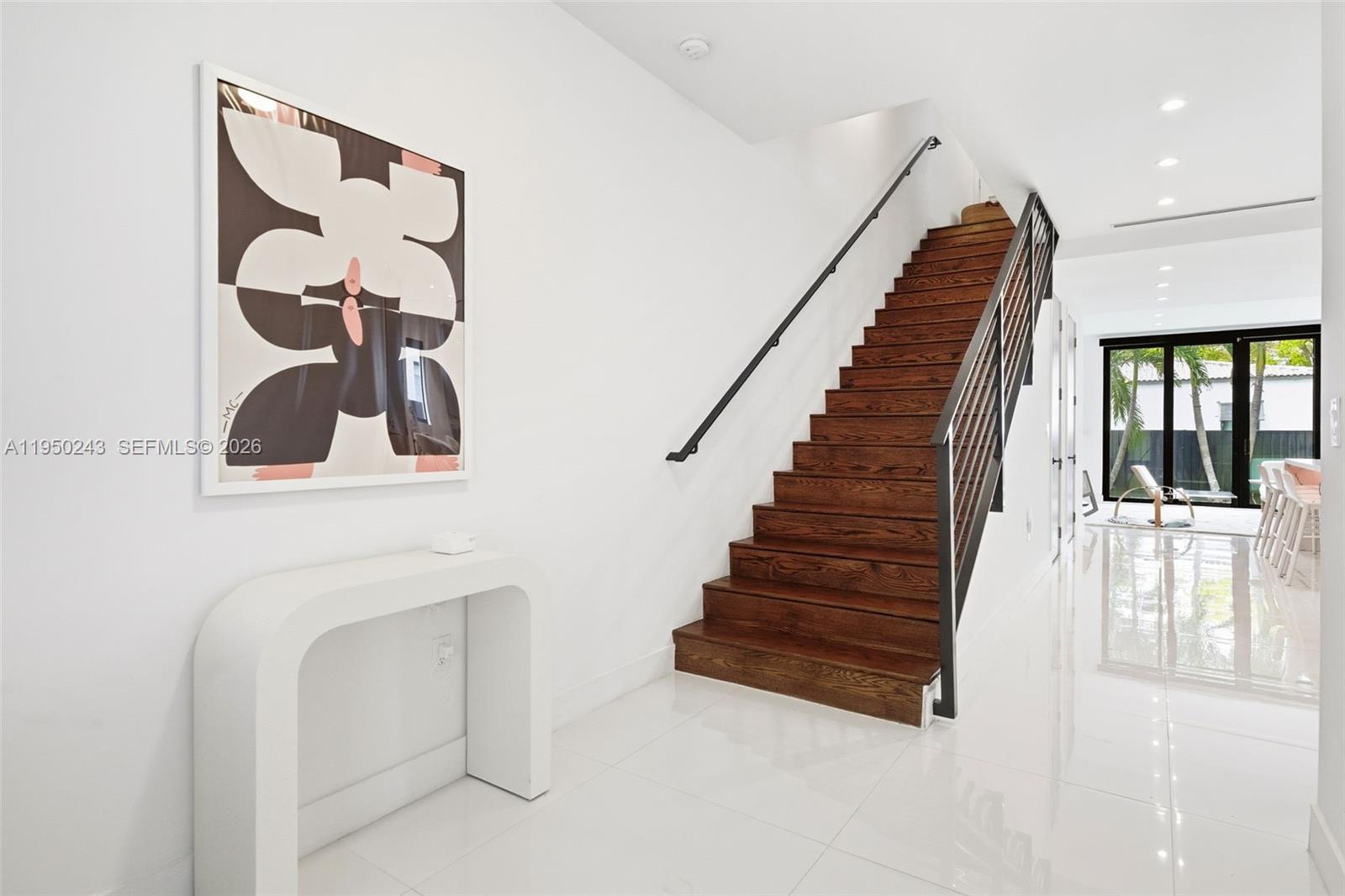 3061-3063 CONDO - Residential