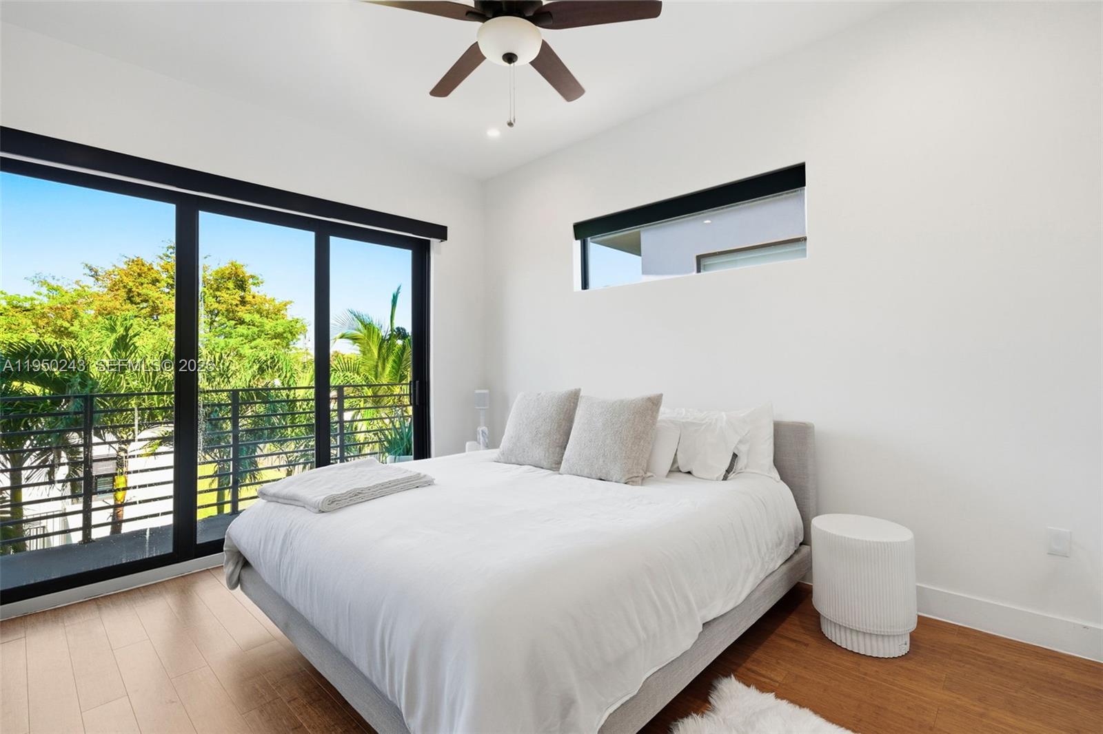 3061-3063 CONDO - Residential