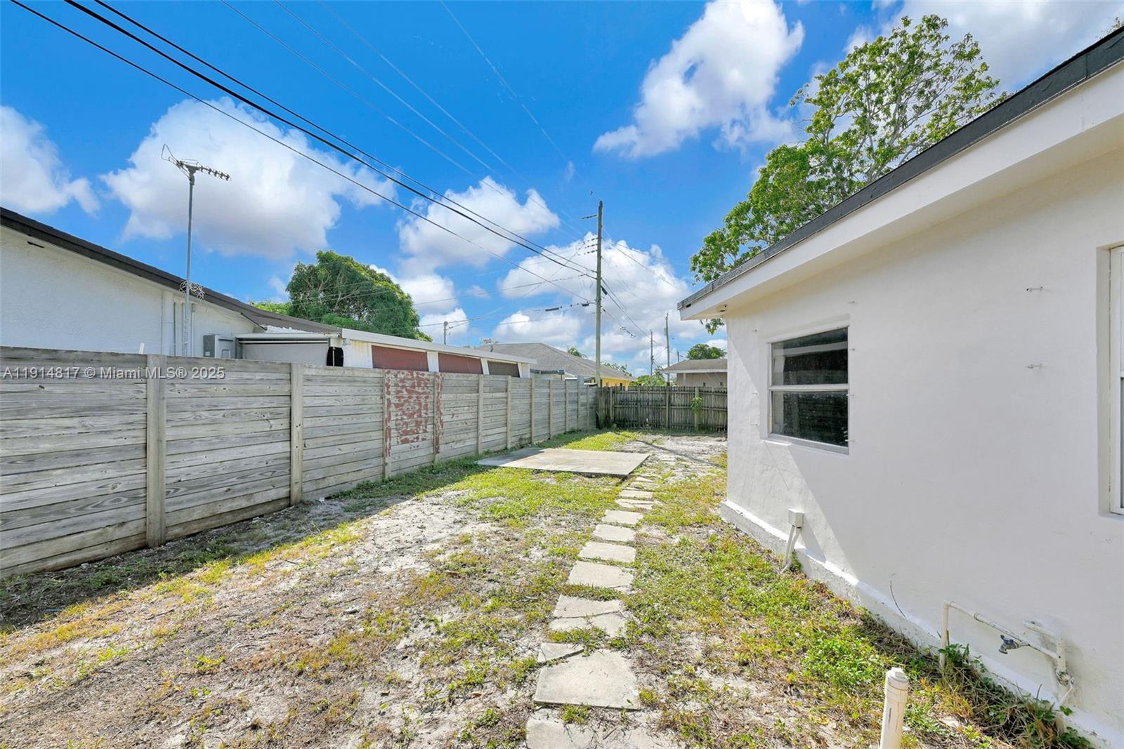 RIVERDALE ESTS SEC 1 - Residential