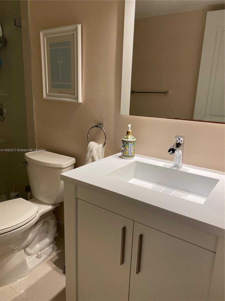 CALUSA POINT - Residential
