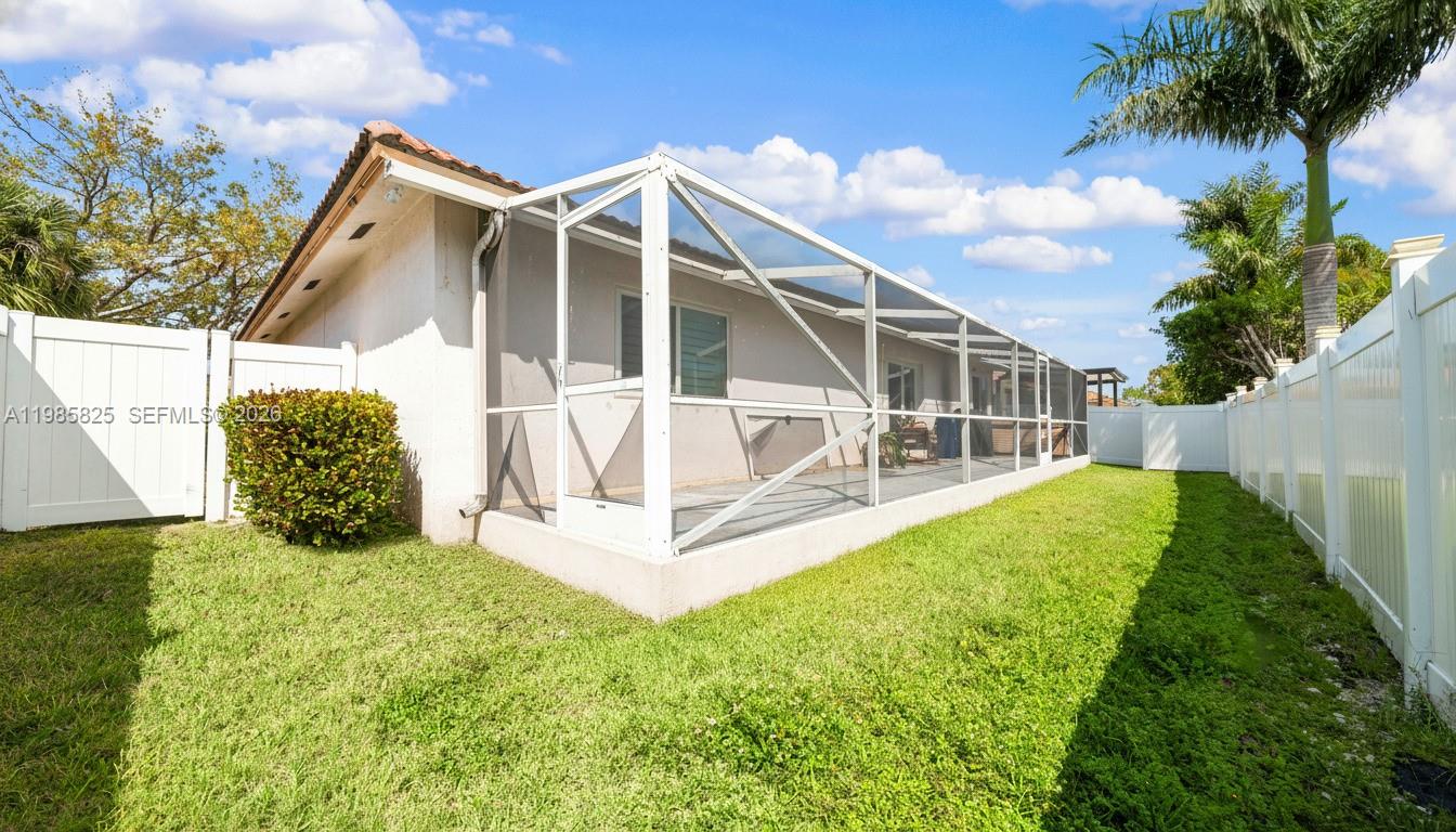 BONAVILLAS - Residential