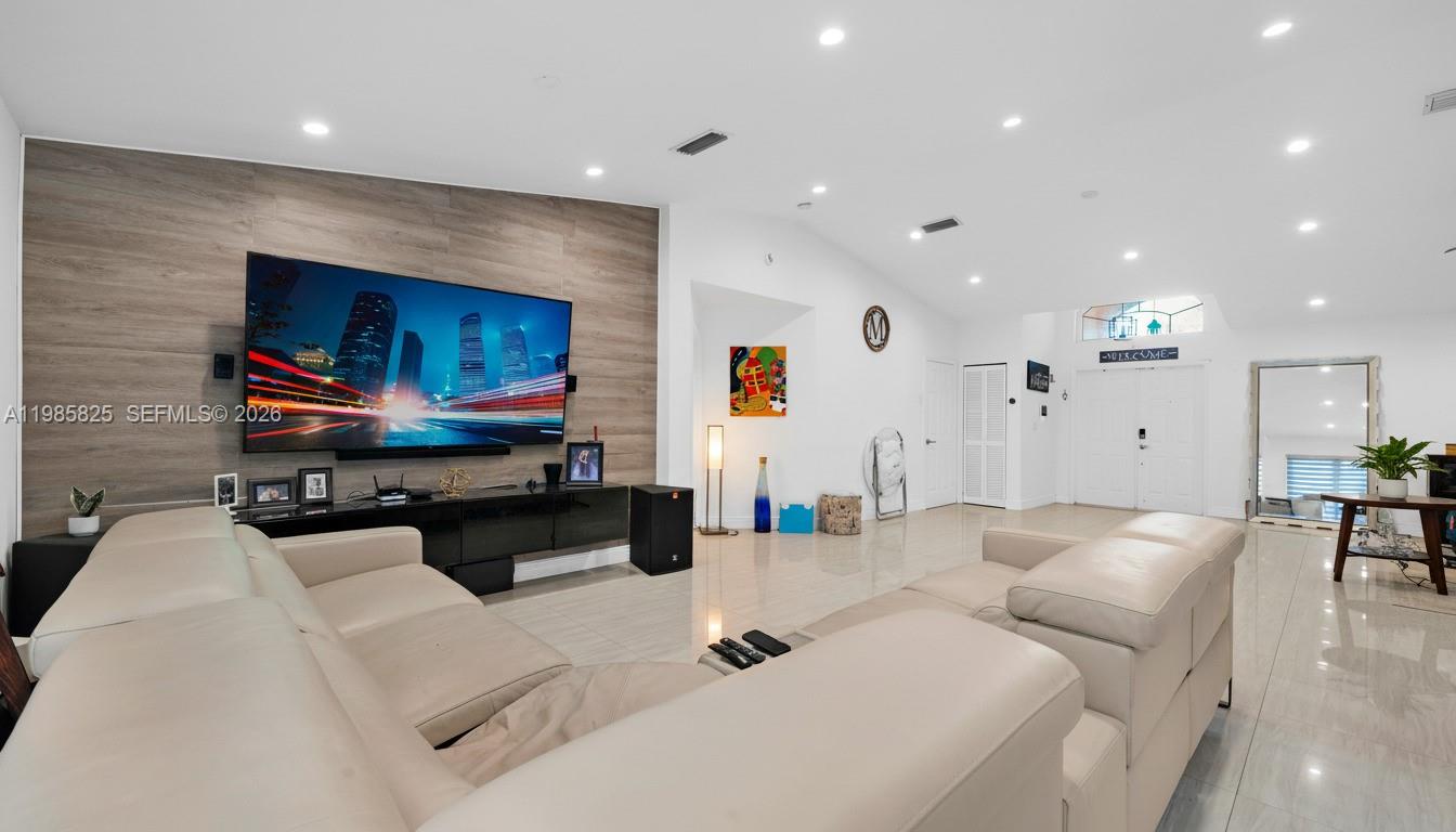 BONAVILLAS - Residential