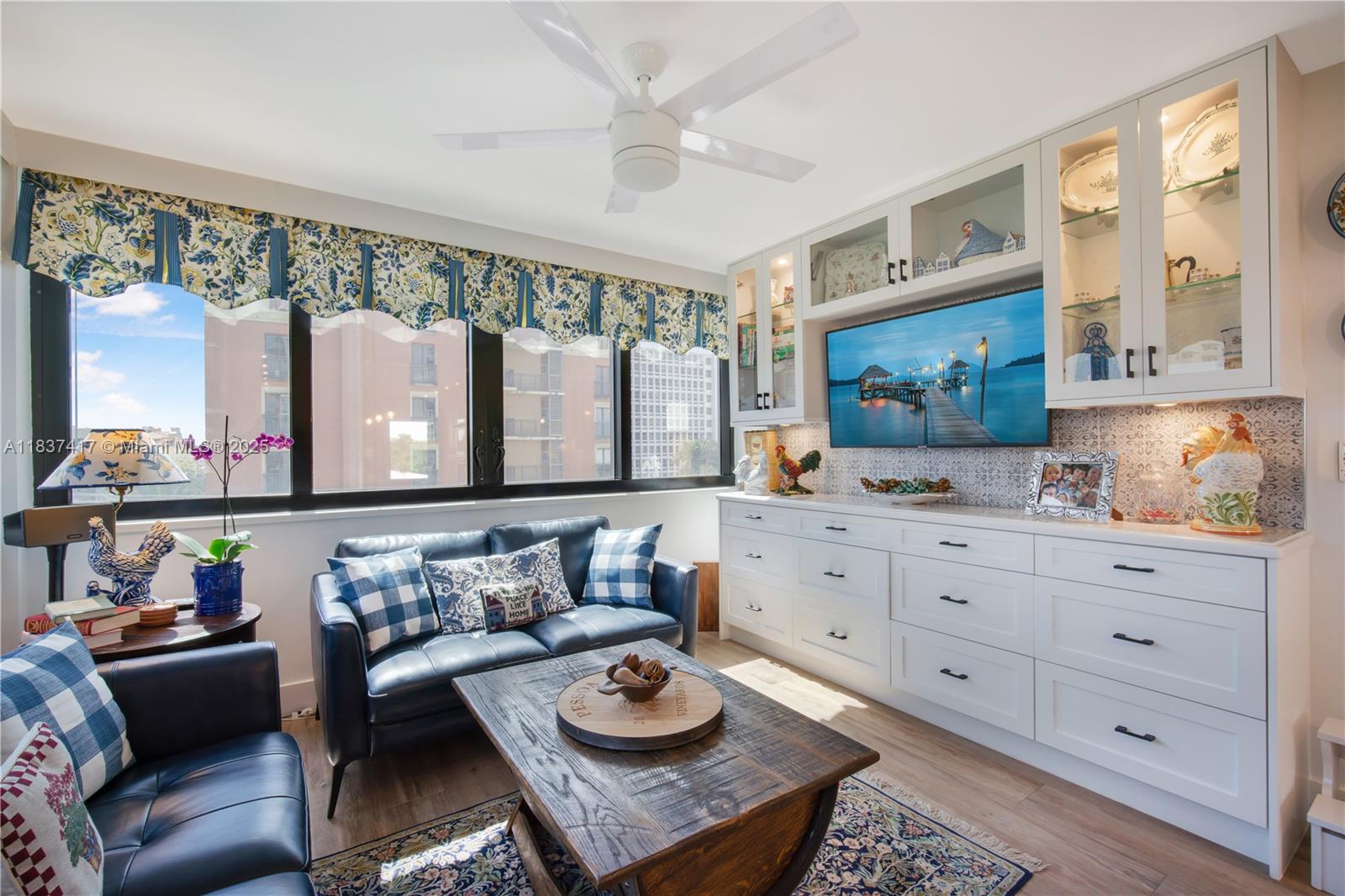 GABLES BATH CLUB APTS CON - Residential