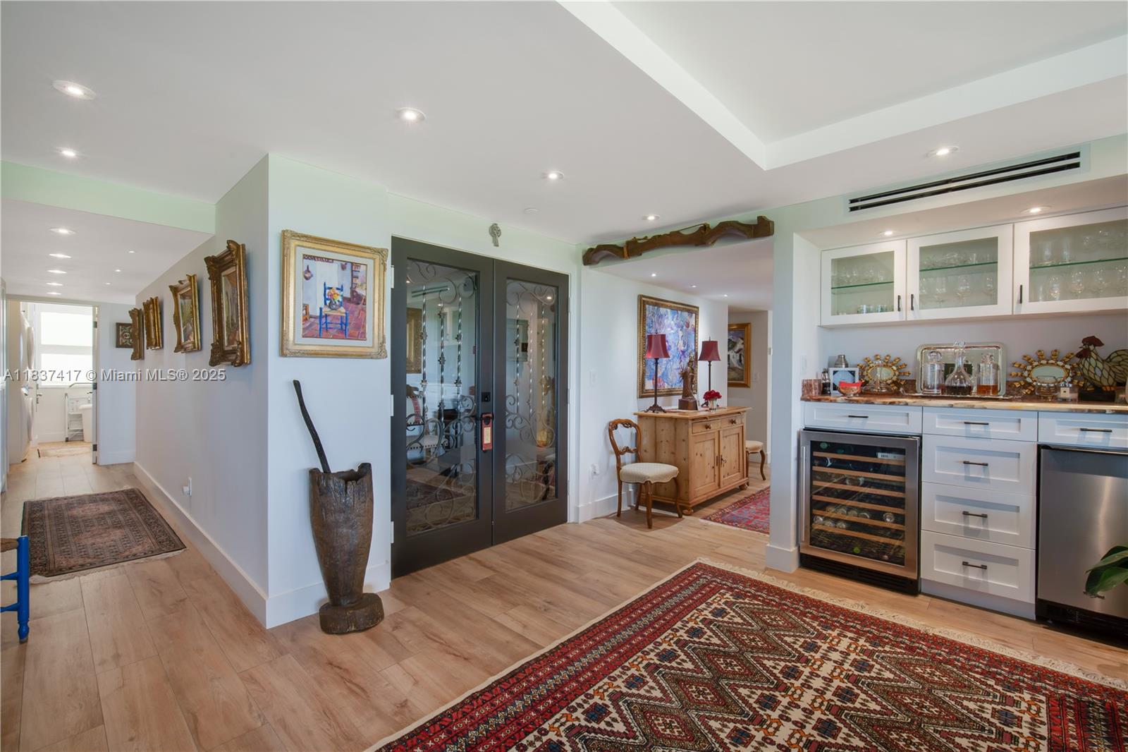 GABLES BATH CLUB APTS CON - Residential