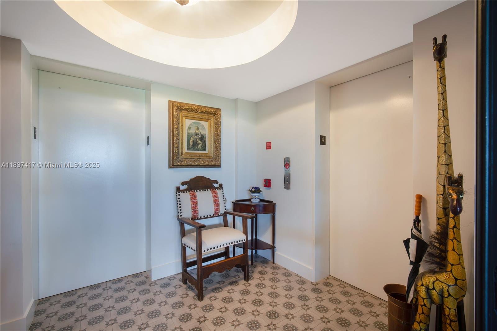 GABLES BATH CLUB APTS CON - Residential