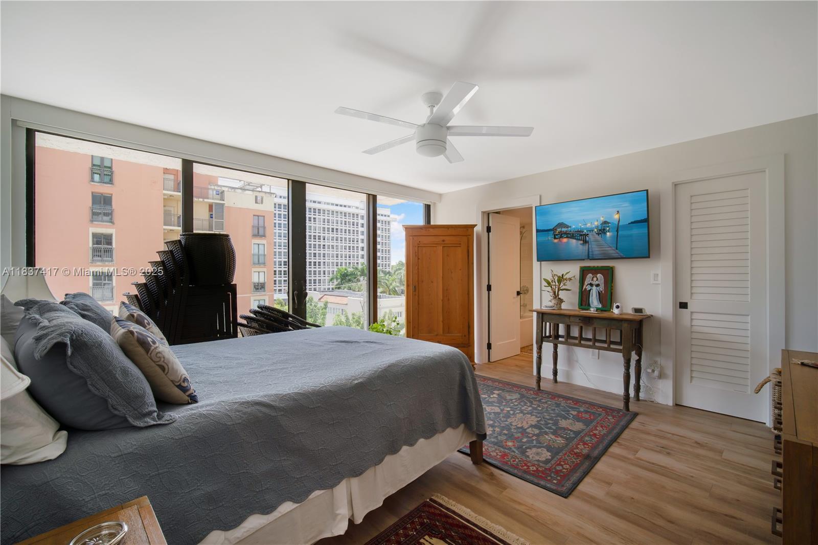 GABLES BATH CLUB APTS CON - Residential