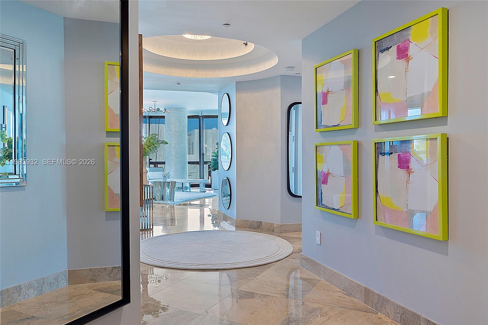 CONTINUUM ON SOUTH BEACH - Residential