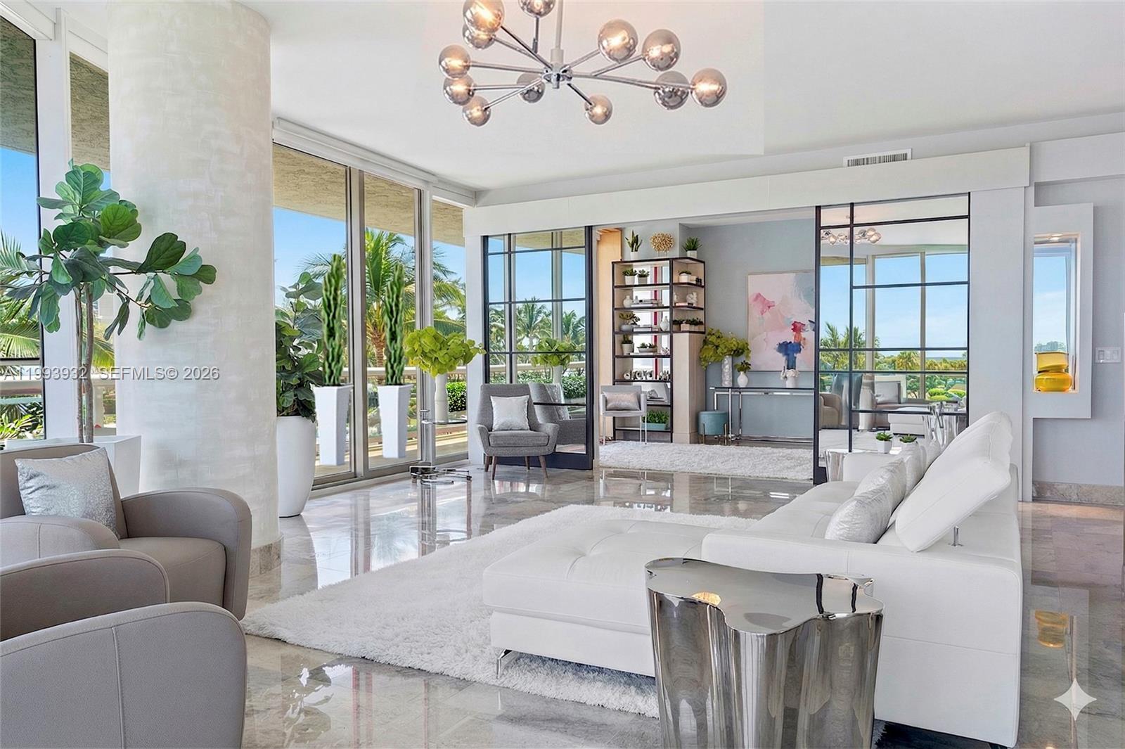 CONTINUUM ON SOUTH BEACH - Residential