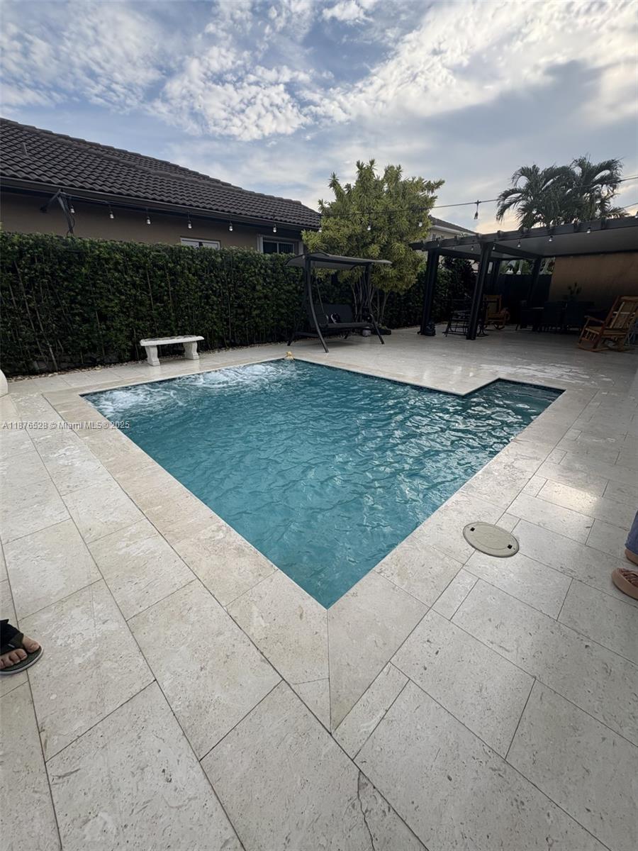 KAYLA S PLACE - Residential