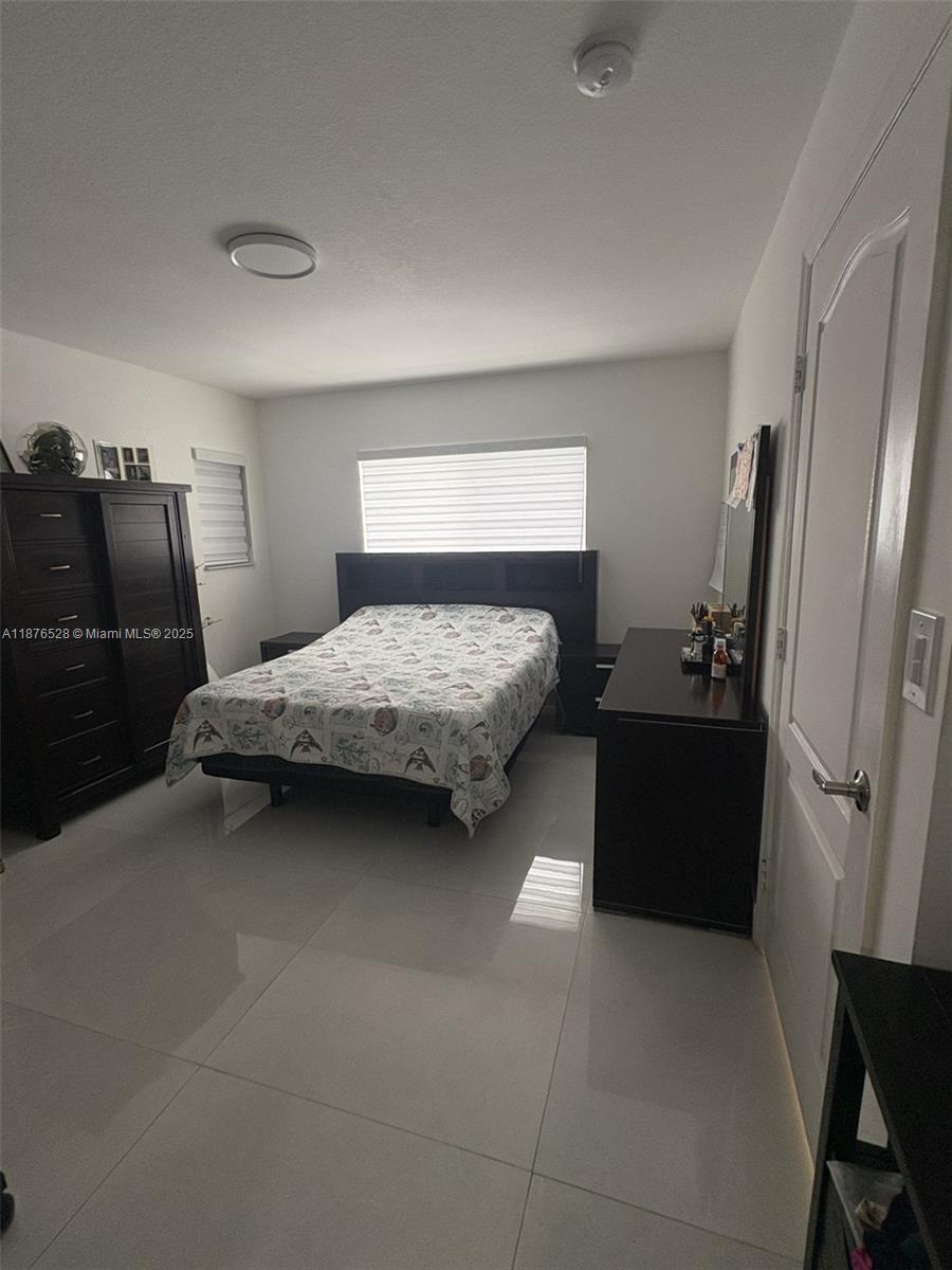 KAYLA S PLACE - Residential