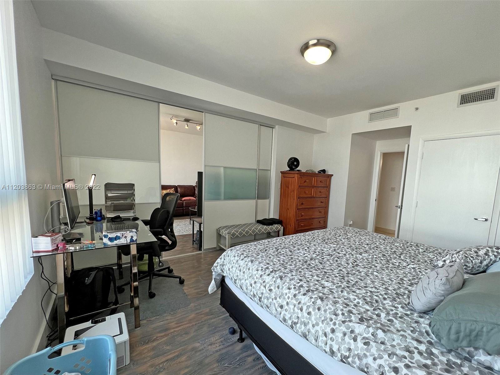 IVY CONDO - Residential