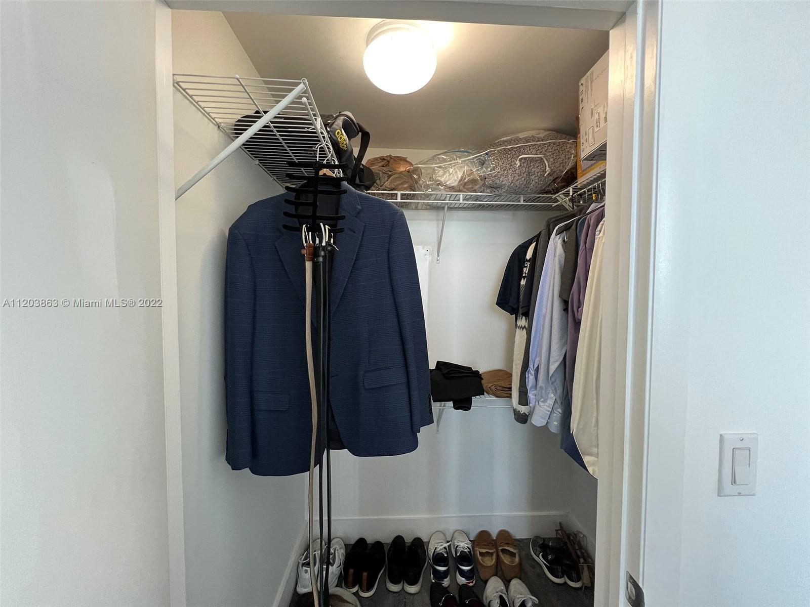 IVY CONDO - Residential